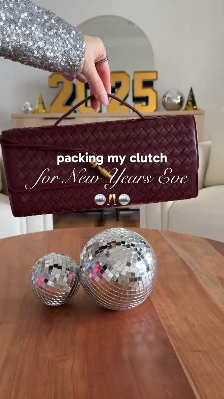 Packing my purse with all of my favorite products for going out on NYE 🎉

#LTKParties #LTKStyleTip