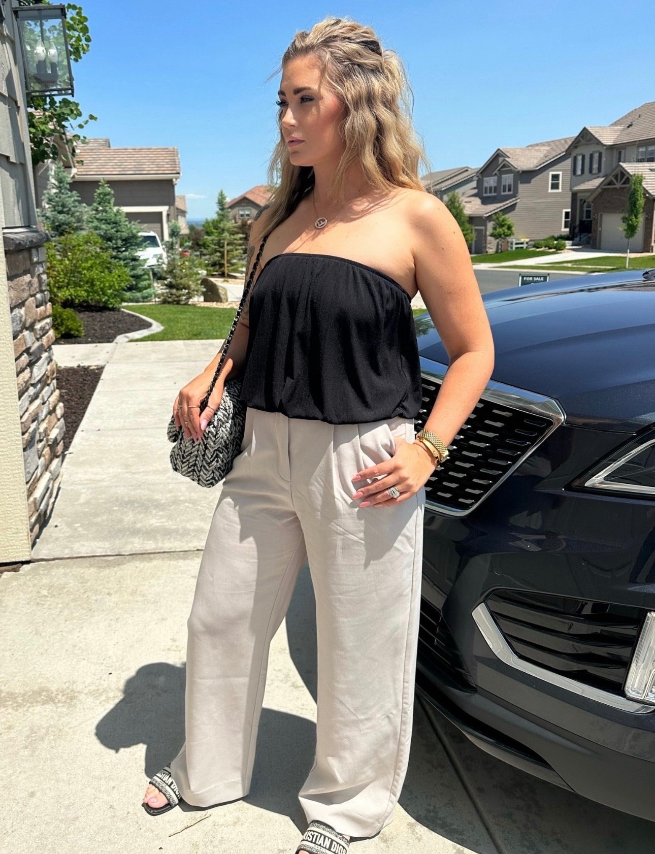 These trousers 😍

Abercrombie | pants | summer | fashion | outfit | spring | tube top | beauty

#LTKgrwm #LTKootd #LTKMidsize