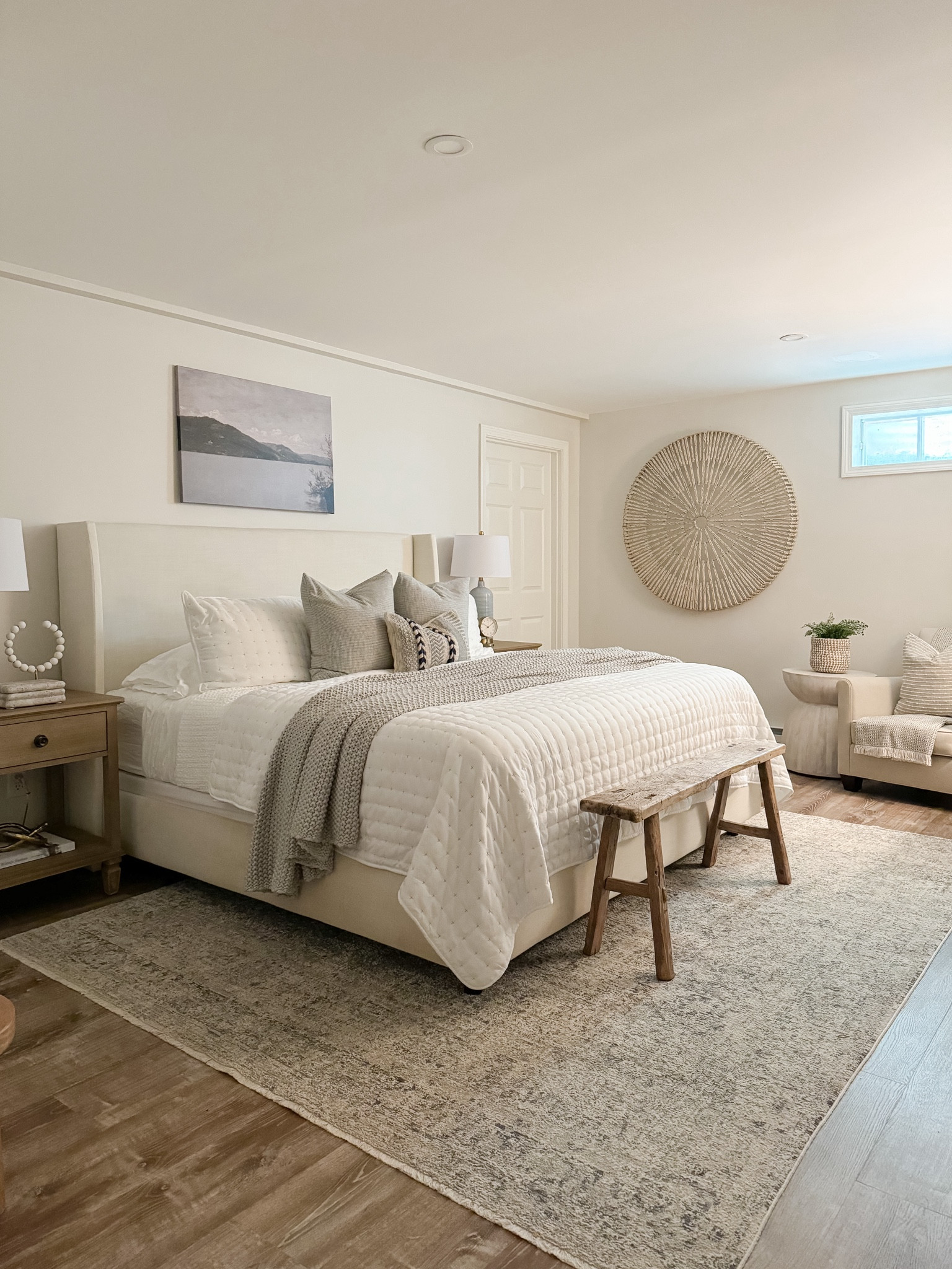 Coastal Bedroom Design

Home design  Modern home  Home decor  Bedroom design  Bedroom inspo  Bedroom finds  Bed Decor  

Upholstered bed, vintage bench, pottery barn bedding, wall art, nightstand 

#LTKStyleTip #LTKHome #LTKFindsUnder50