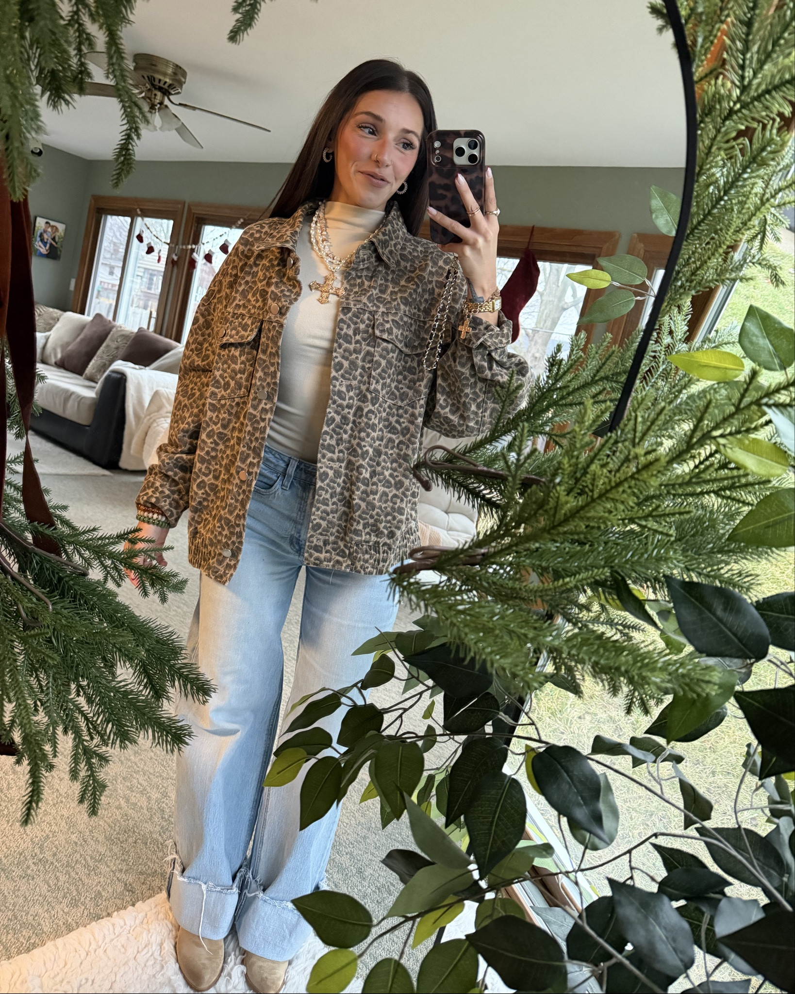 happy wednesday 🙌🏼

#LTKootd #LTKFindsUnder100 #LTKFindsUnder50