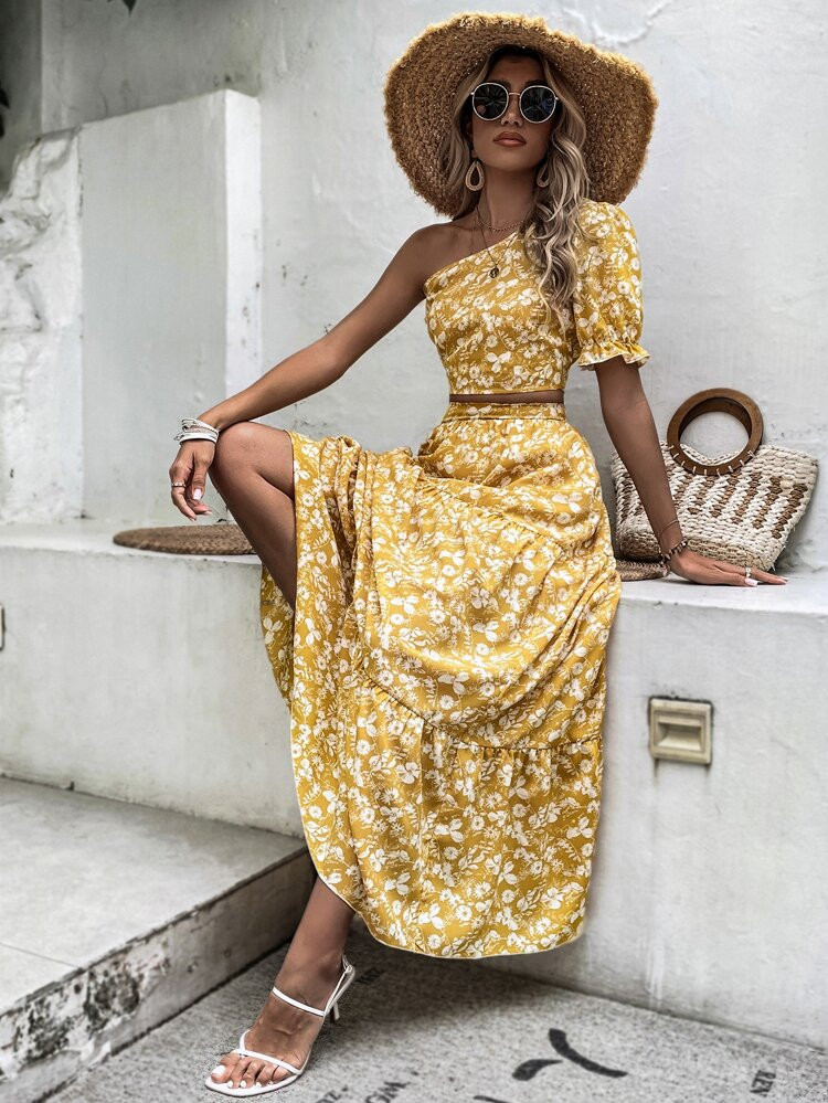 Floral Print One Shoulder Crop Top & Ruffle Hem Skirt | SHEIN