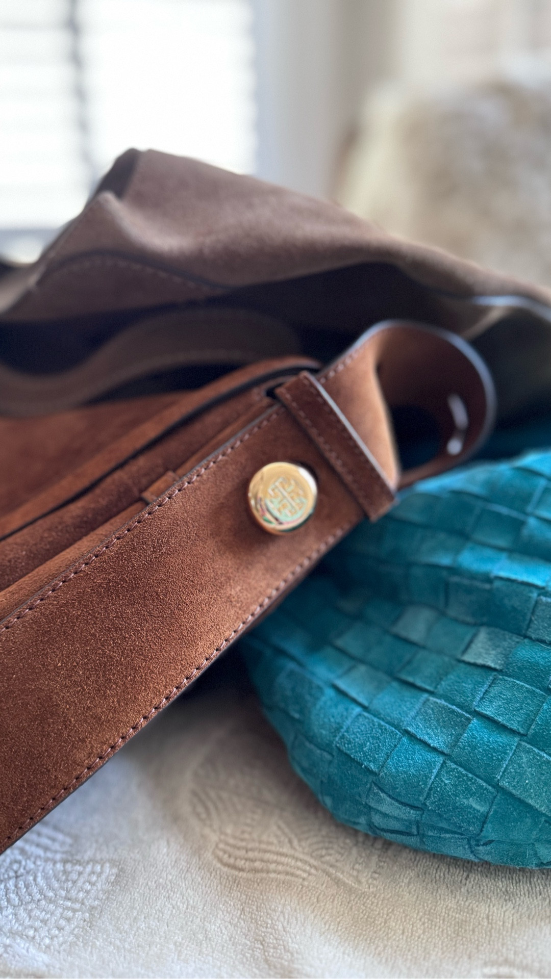 Winter means suede bags 

Winter outfit accessories, suede bags, winter bags, winter accessories, tote bags, shoulder bags, hobo bags 

#LTKStyleTip #LTKItBag #LTKOver40