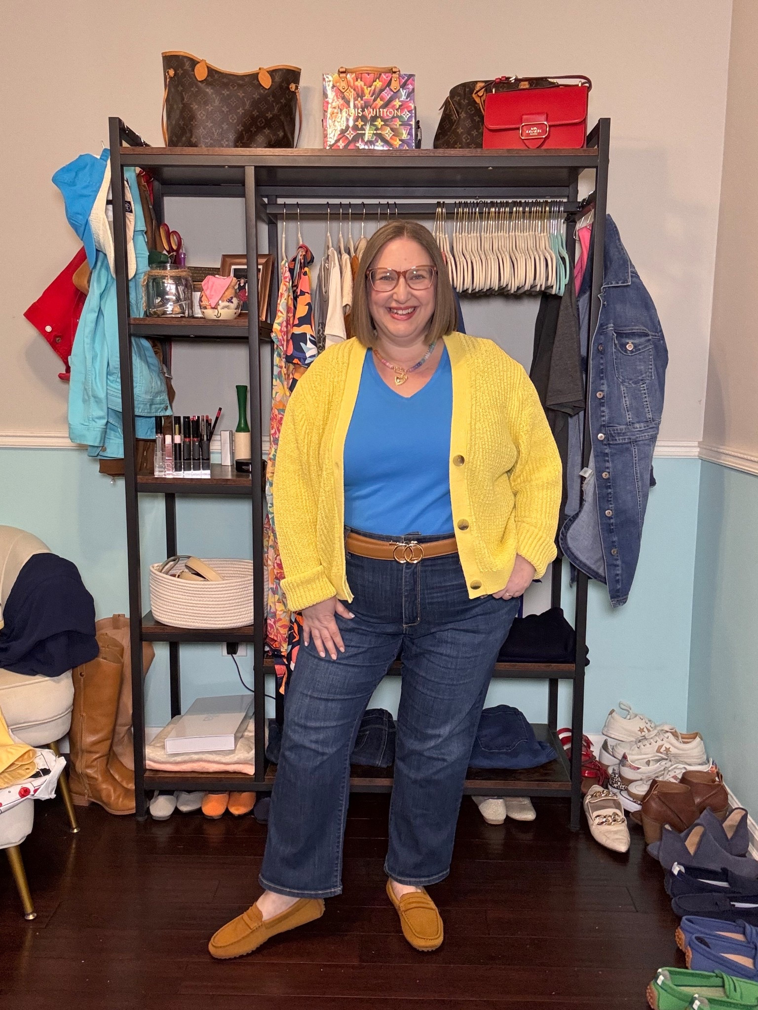 This is what I wore to be comfortable today! My favorite jeans, a simple tee and a chunky cardigan that’s so comfy!

#LTKMidsize #LTKPlusSize #LTKootd