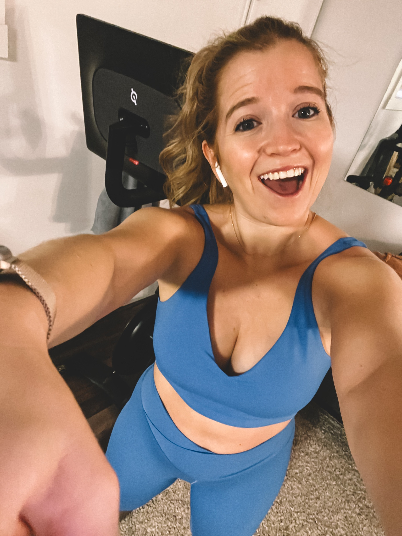 The Aerie workout set of my dreams! 💙 

Leggings, sports bra, matching set, fitness, workout clothes

#LTKsalealert #LTKfitness #LTKfindsunder50