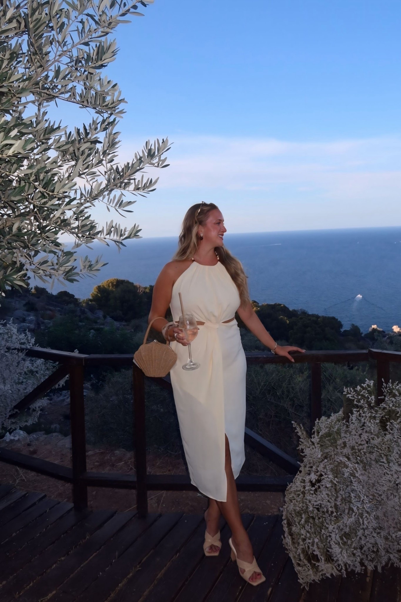 Last nights honeymoon OOTN! Great for vacation or a bachelorette dress. Wearing an XL 

#LTKFindsUnder100 #LTKMidsize #LTKStyleTip