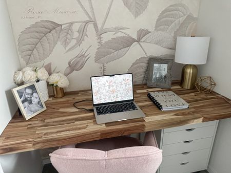 Home office space 🫶🏼 

#office #desk #pink 

#LTKhome
