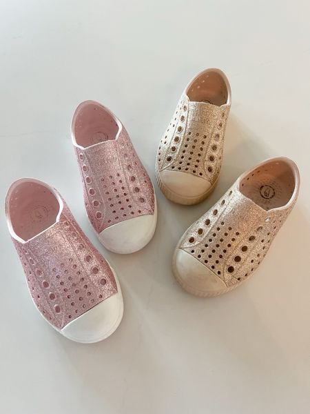 Native shoes for toddlers!!

Native, toddlers, toddler girls, sparkly shoes, walkers, shoes for babies, shoes for kids, shoes for toddlers 

#LTKSale #LTKunder50 #LTKbaby