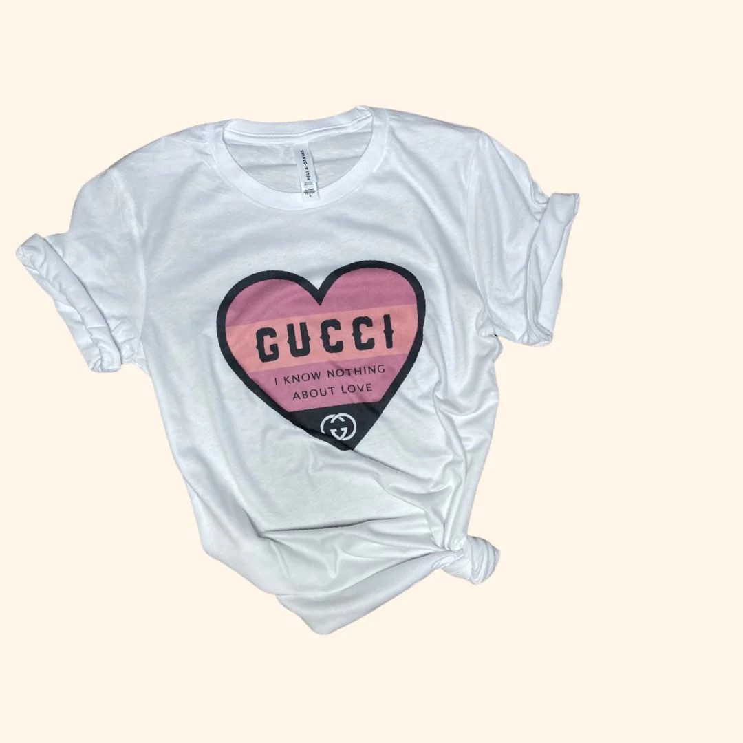 Nothing to do with Love T-shirt (Vintage Feel) PINK | Sassy Queen