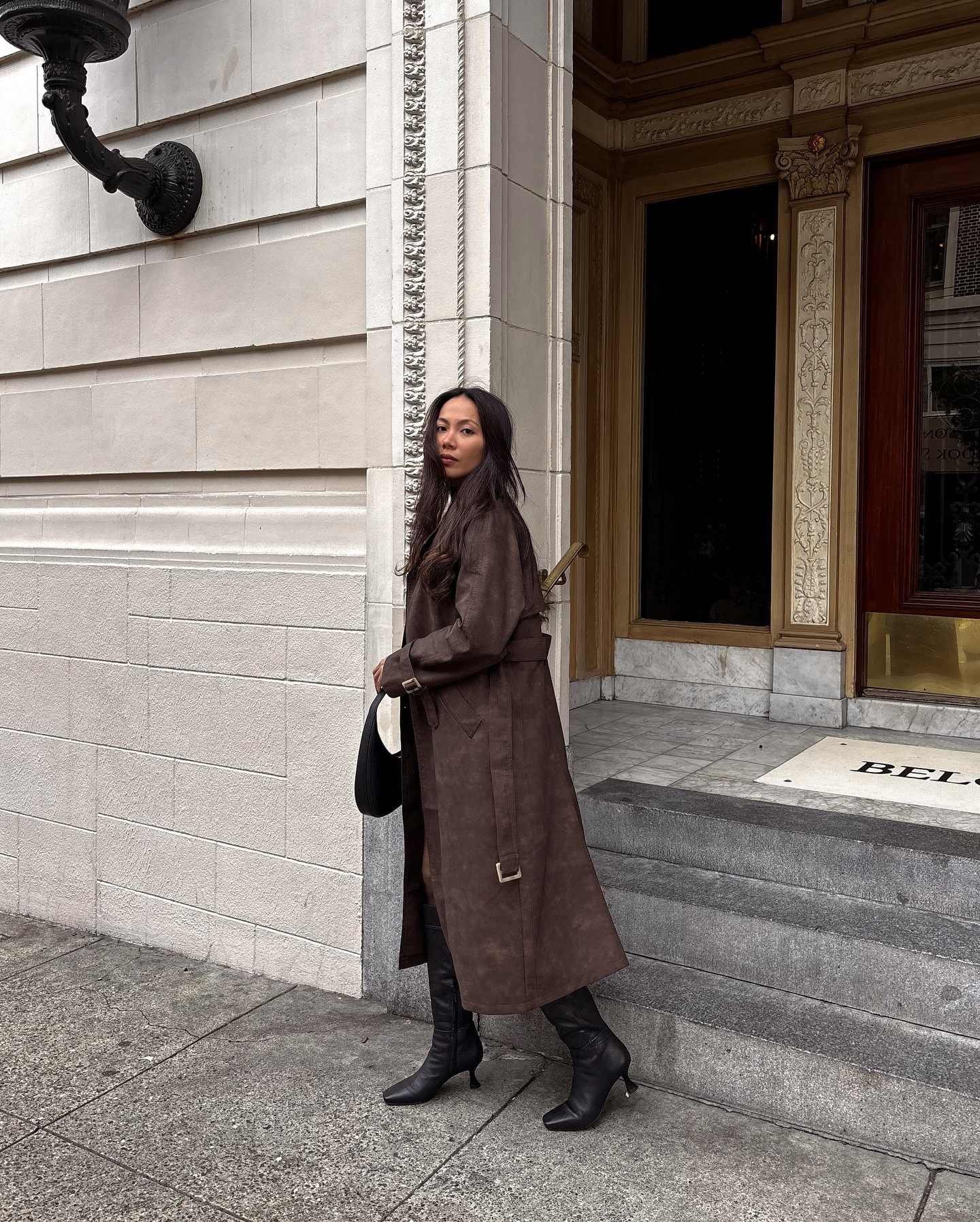 Serving luxe vibes in this stunning chocolate brown trench from @prettylittlething A closet staple that takes any outfit to the next level—structured, sleek, and undeniably chic.

Obsessed with the way this coat elevates every step! What do you think?

#PLTstyle #TrenchCoatTrend #ChicAndTimeless #StreetStyleAesthetic #FashionForward #AllAboutTheDetails #BrownTones #MinimalistFashion #EffortlessStyle #wintertrend