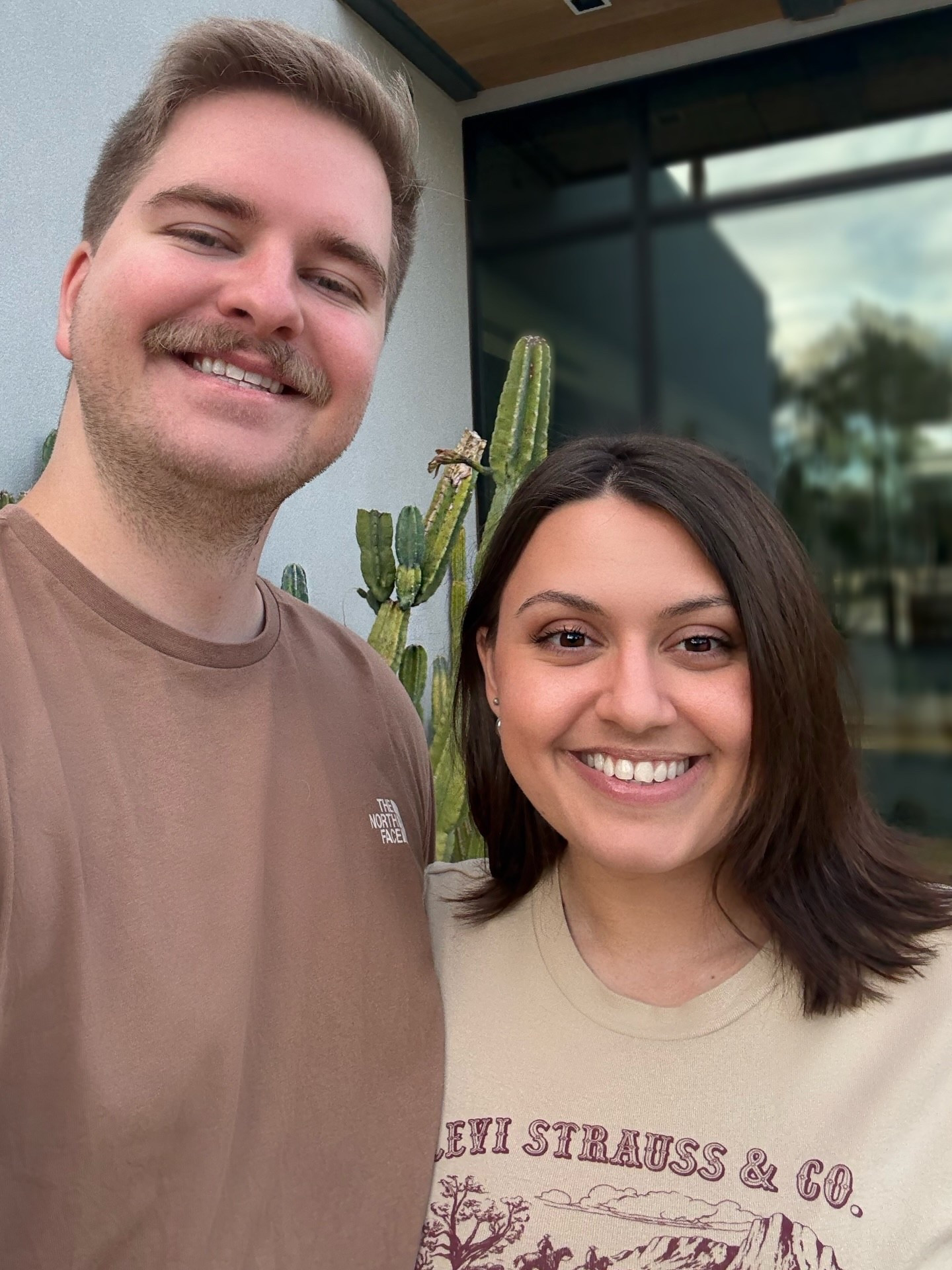 ❤️‍🔥🔆🥃🧘🏽‍♀️🧘🏼‍♂️