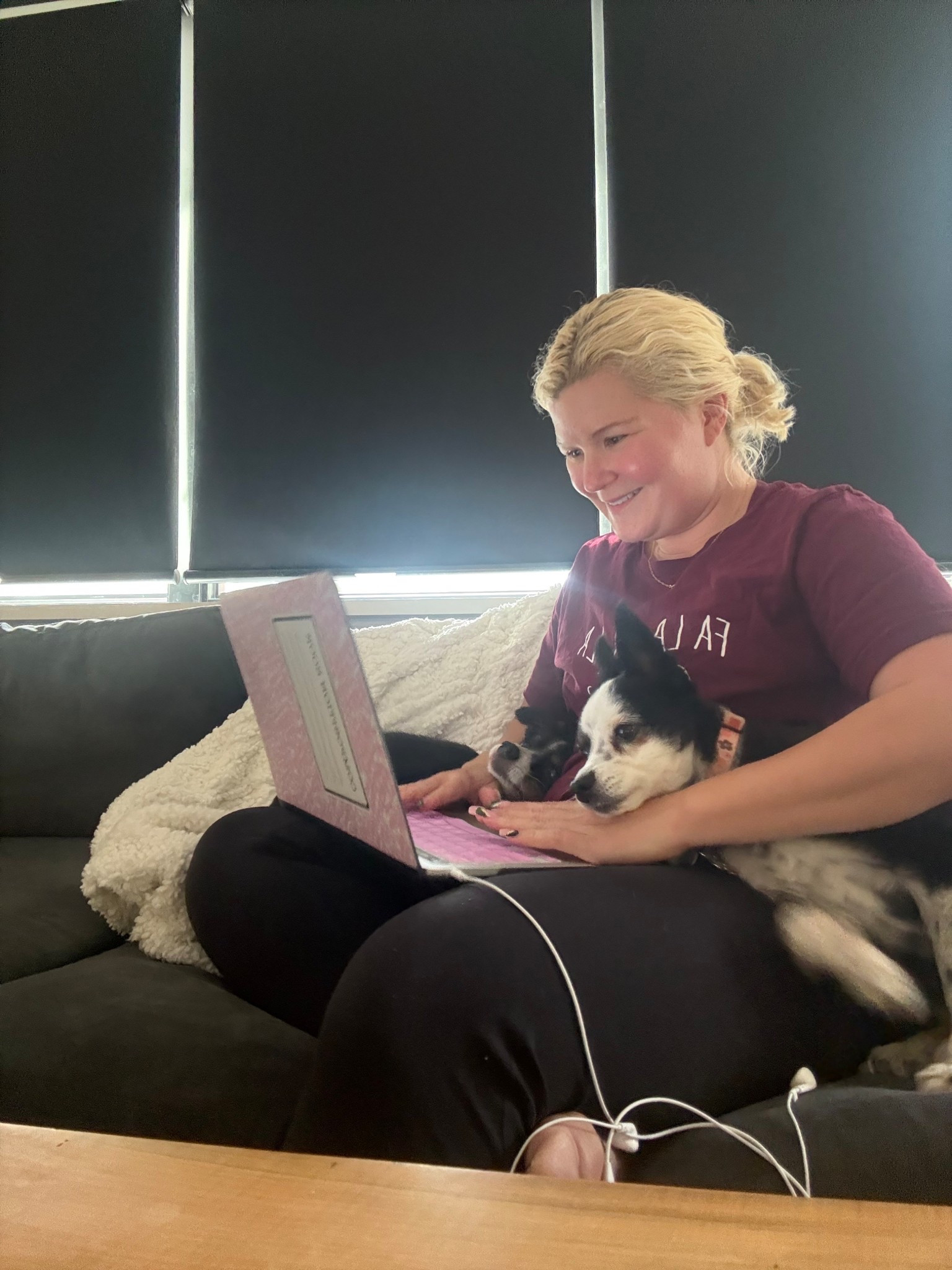 My coworkers are very helpful🤣😅 

#coworkers #workfromhome #pups 

#LTKSeasonal #LTKActive #LTKHome