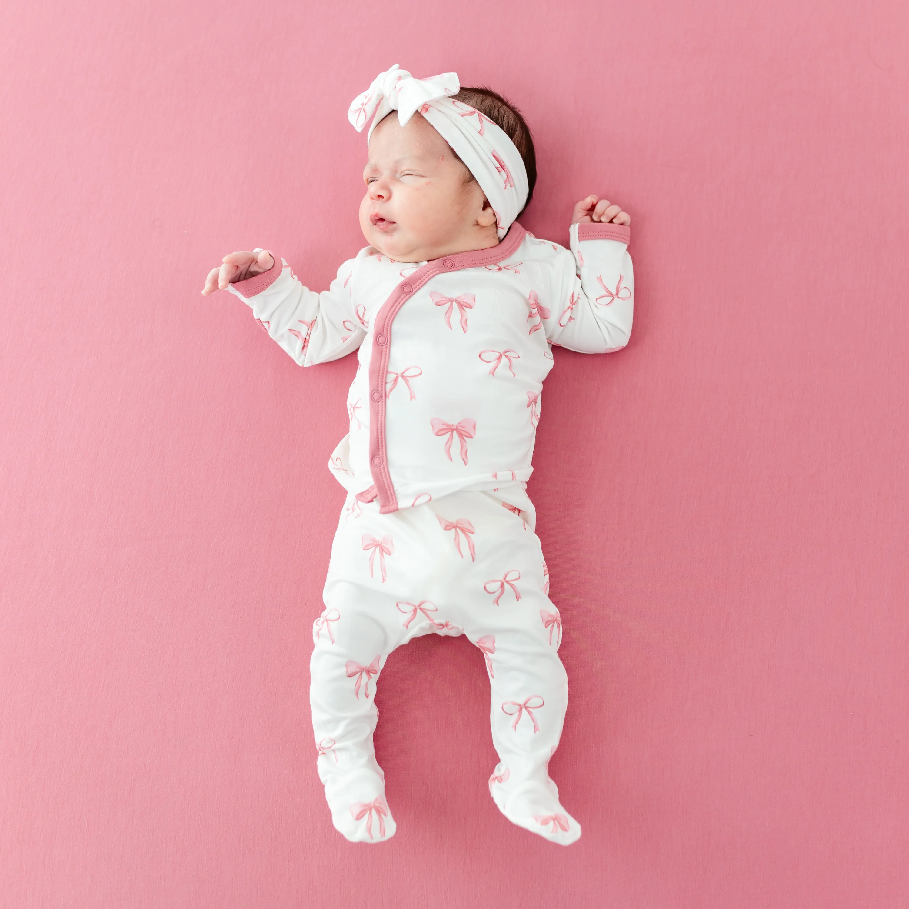 Take Me Home Set with Bow in Bow | Kyte Living
