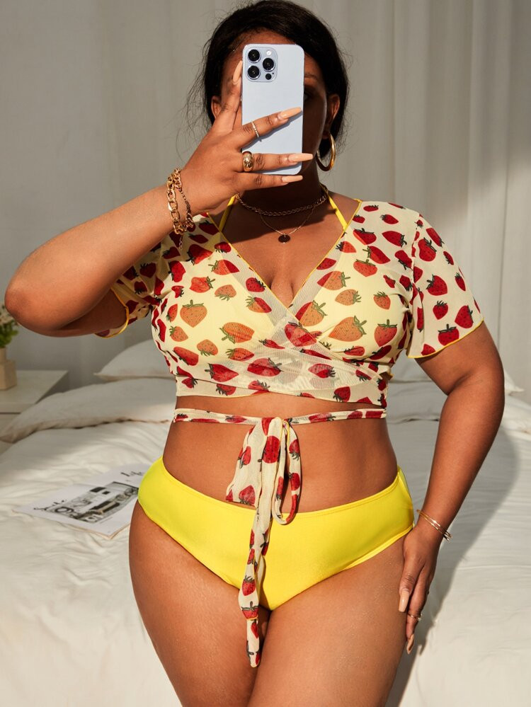 Plus Strawberry Print Knot Front Triangle Bikini Swimsuit With Cover Up | SHEIN