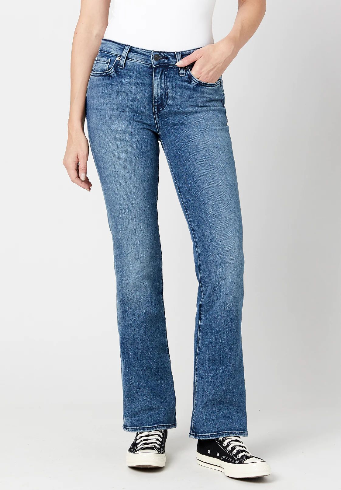 Mid Rise Bootcut Queen Stonewashed Jeans - BL15831 | Buffalo David Bitton