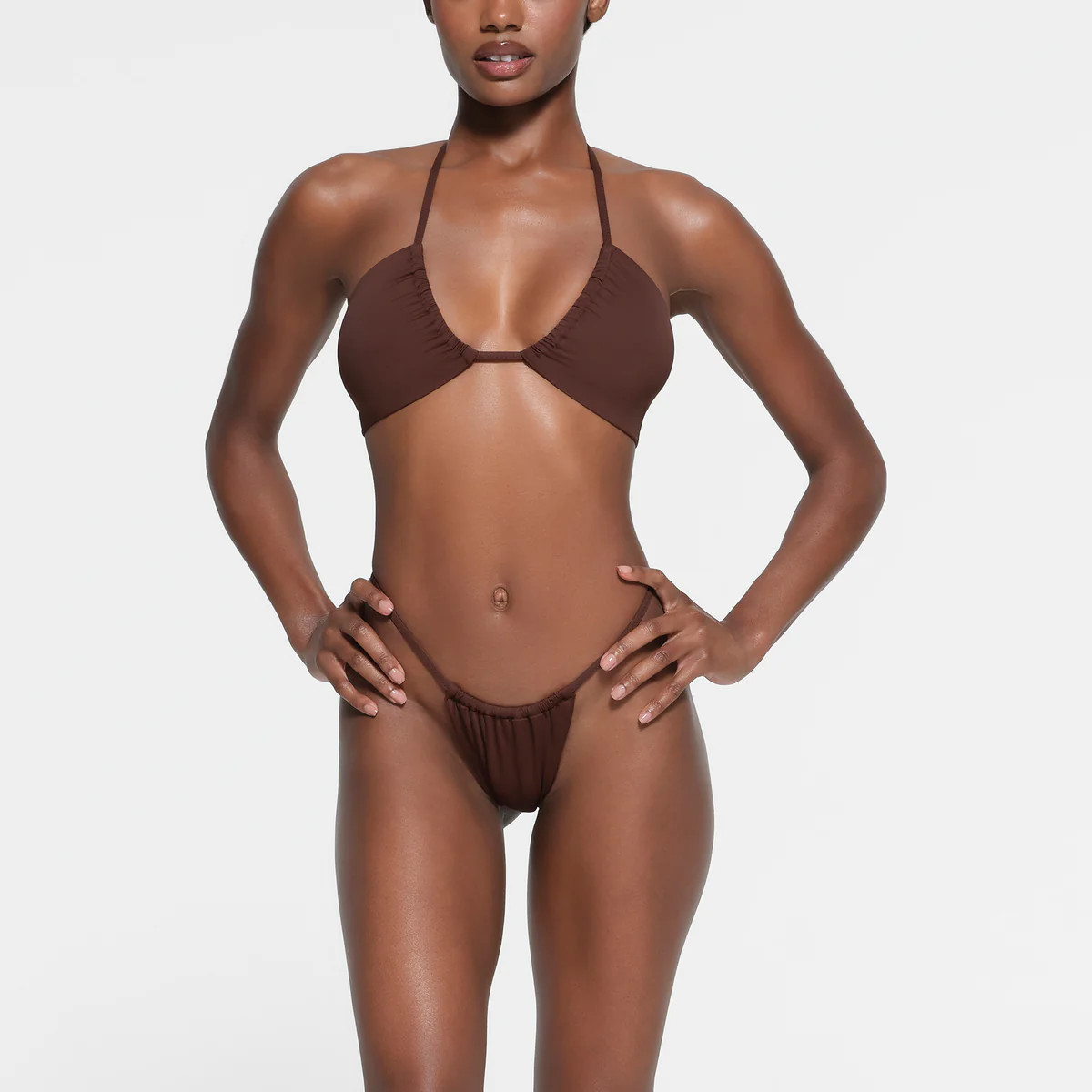 SIGNATURE SWIM HALTER BIKINI TOP | COCOA | SKIMS (US)