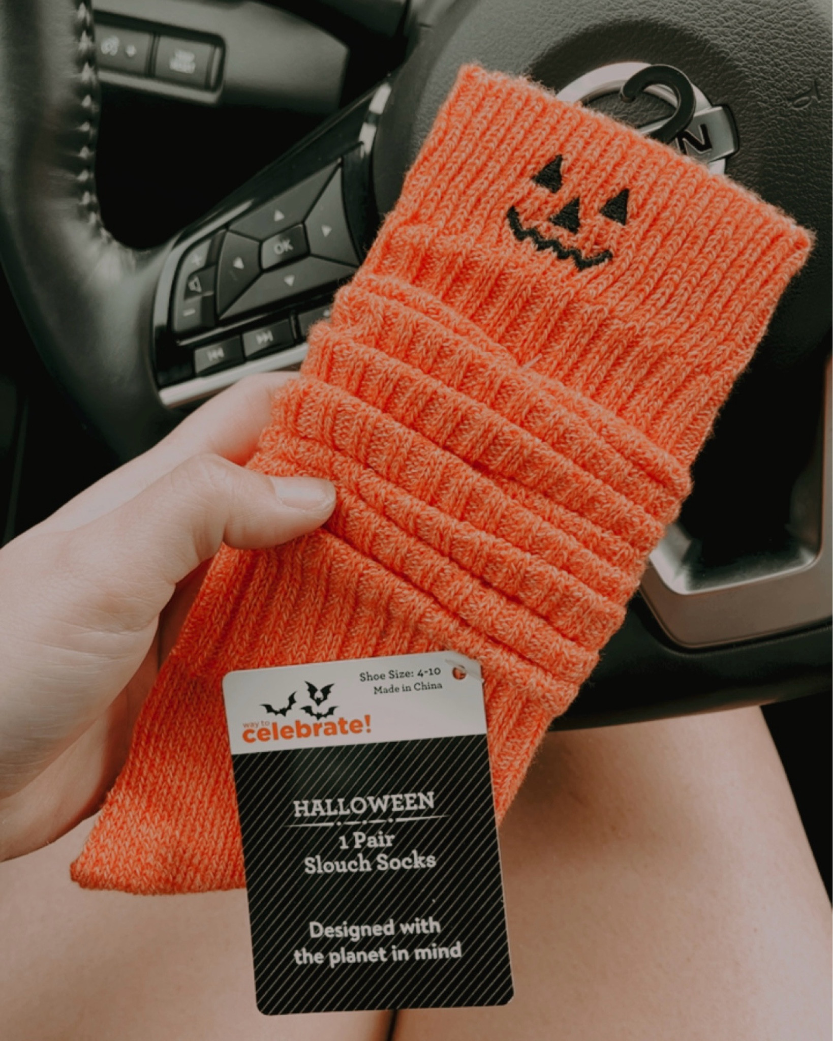Got my Walmart Halloween socks! The little jack-o’-lantern is so cute!! 🥰

#halloweensocks #halloweenfinds #halloween2024 #walmarthallowen 

#LTKFindsUnder50 #LTKShoeCrush #LTKSeasonal