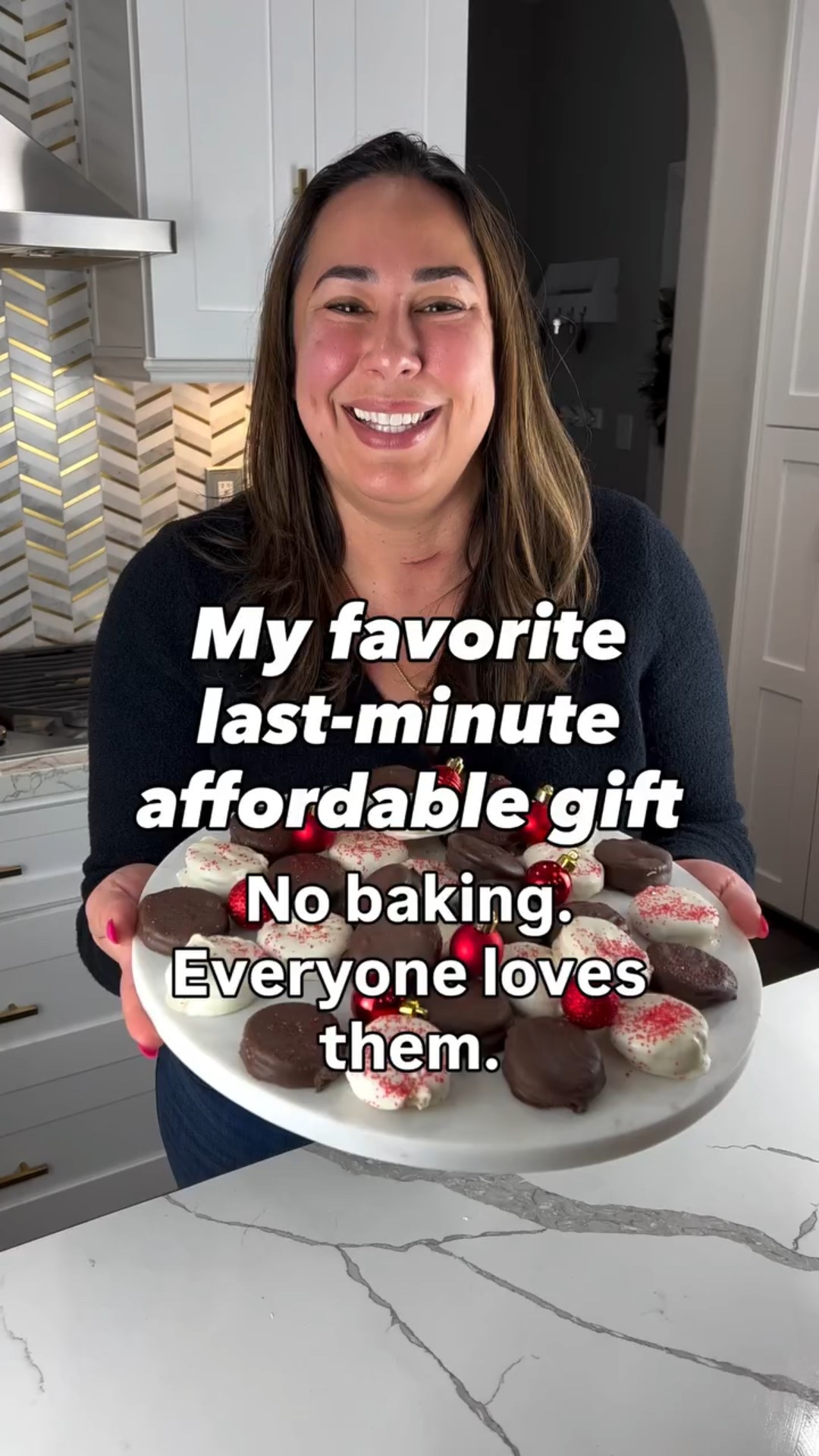 My favorite last-minute affordable gift when you need something easy that still feels thoughtful.
These no-bake chocolate peanut butter Ritz cookies are always a hit. I make them every year for neighbors, coworkers, and friends, and I always keep extras on hand in case someone drops by on Christmas Day.

#LTKSeasonal #LTKHoliday #LTKHome