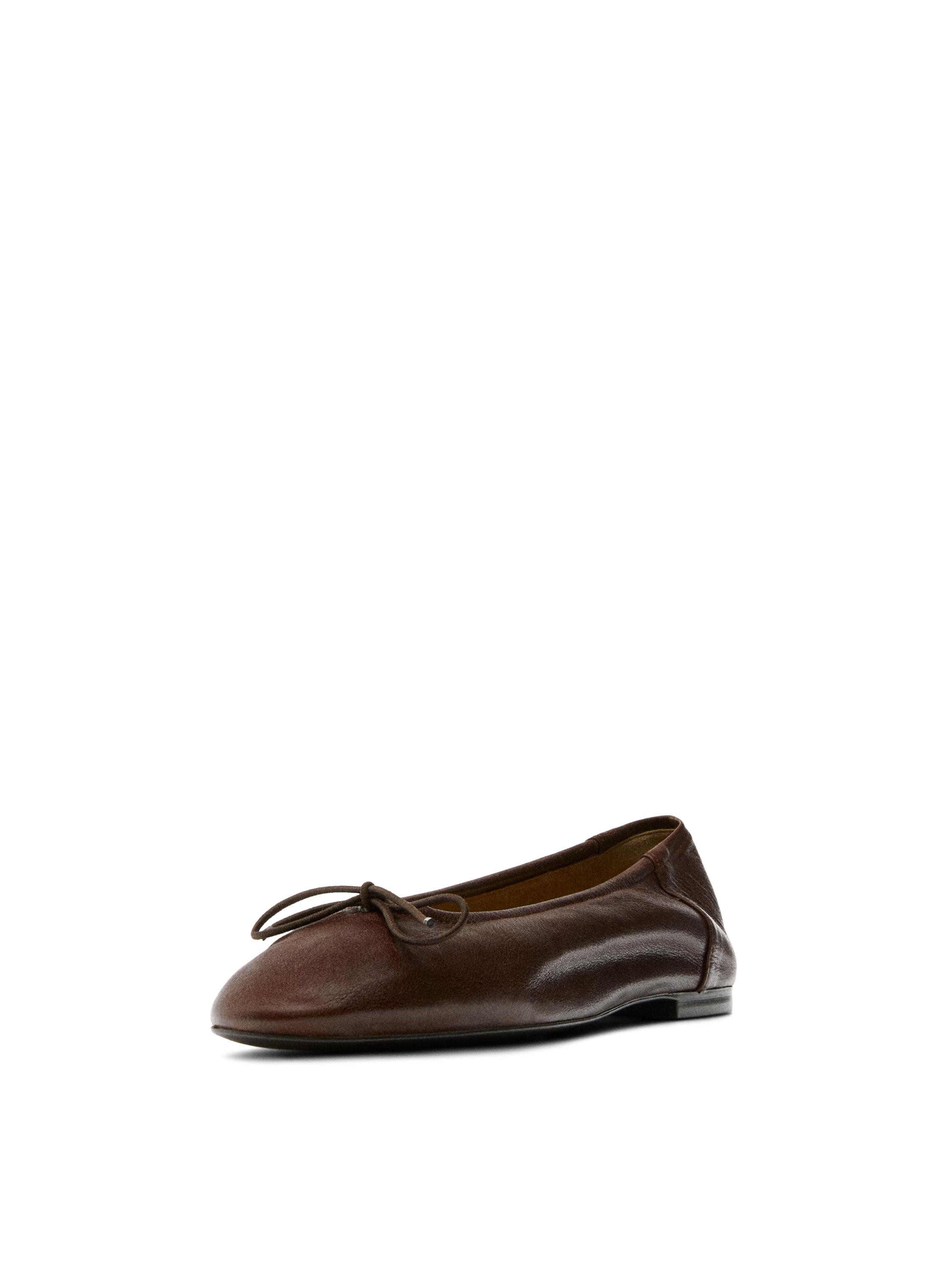 Gathered ballet flats with bow - BROWN | Massimo Dutti UK
