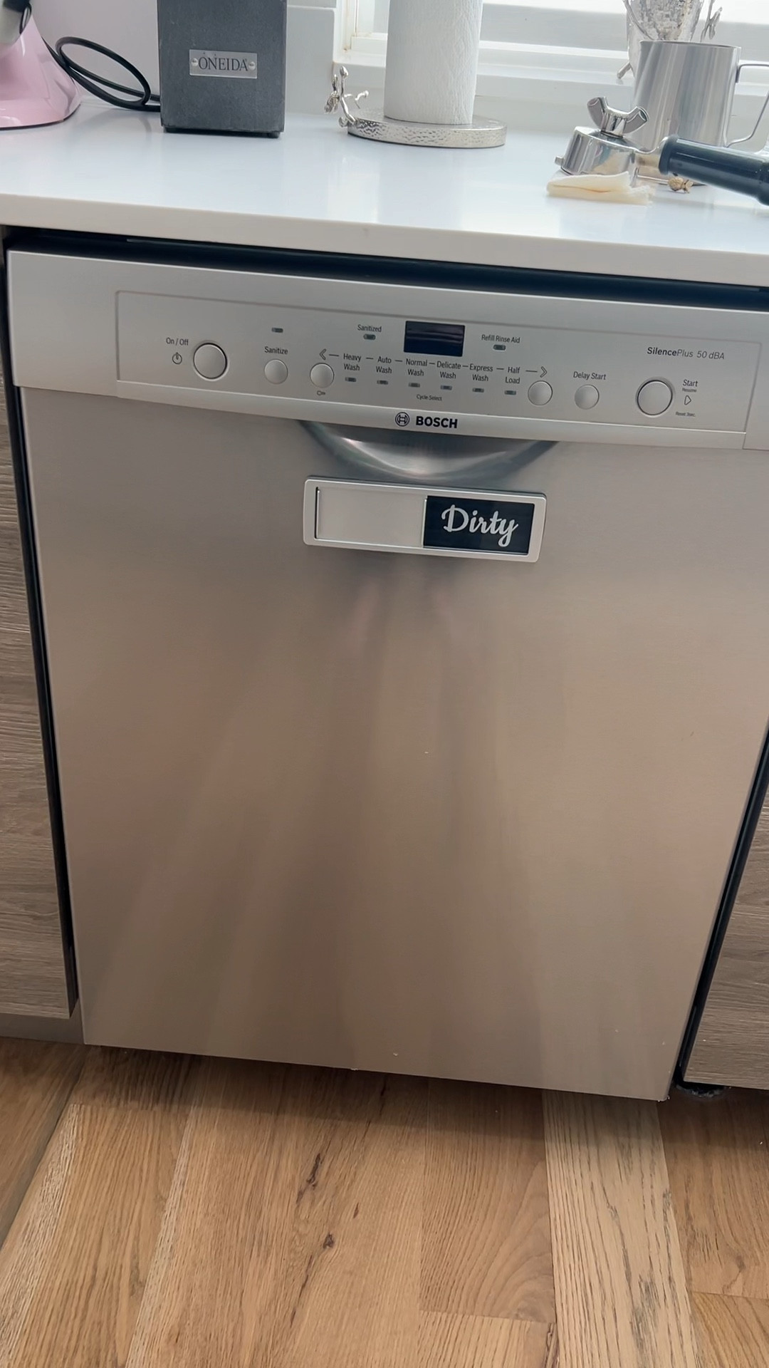 Never argue about dishes again!

Dishwasher magnet. Dirty clean magnet. Dirty dish magnet. Home finds. Amazon home. Kitchen finds. Gadgets 

#LTKhome #LTKfindsunder50 #LTKVideo