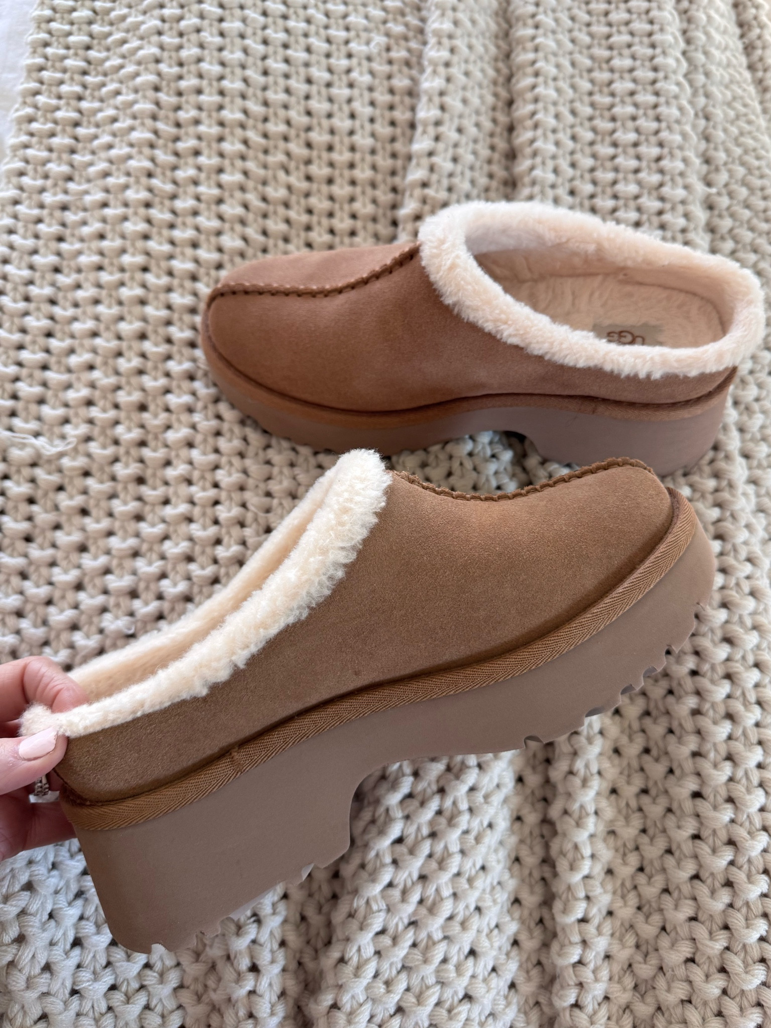 Sale! So many Uggs on cyber Monday sale 

#LTKCyberWeek #LTKGiftGuide #LTKSeasonal