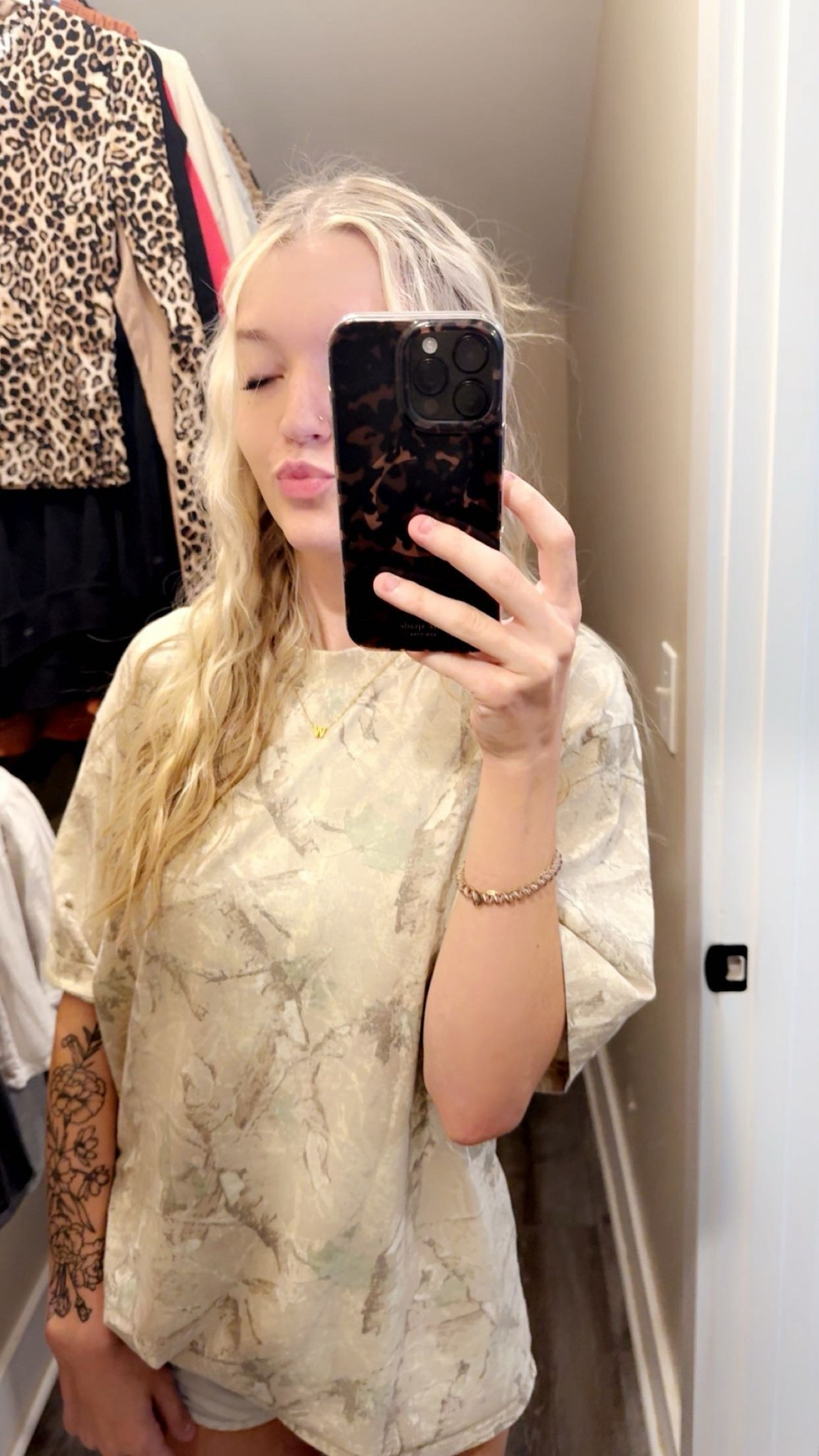 viral camo t-shirt from walmart!!! 🤩

#LTKFindsUnder50 #LTKStyleTip