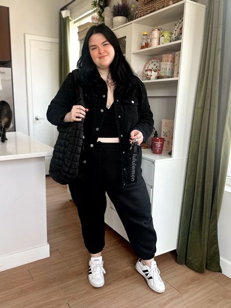 Easy running errands outfit. Love this black chore jacket so much! It covers the booty  

#LTKplussize