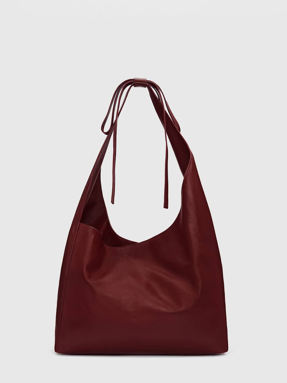 Medium Vittoria Tote Bag | Reformation (Global)