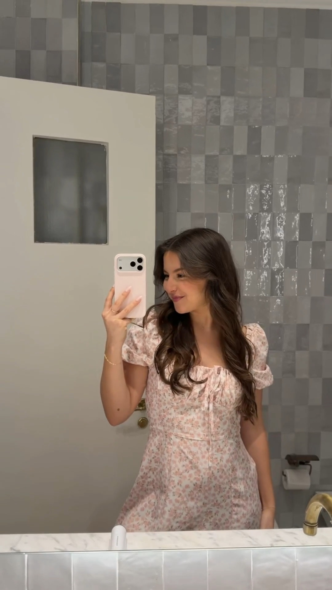 Makeup look of the day! All purchased at either @ulta or @Sephora 
Let me know if you have any shade questions!

Makeup, everyday makeup, natural, glowy, easy makeup 

#LTKmorningroutine #LTKBeauty #LTKgrwm