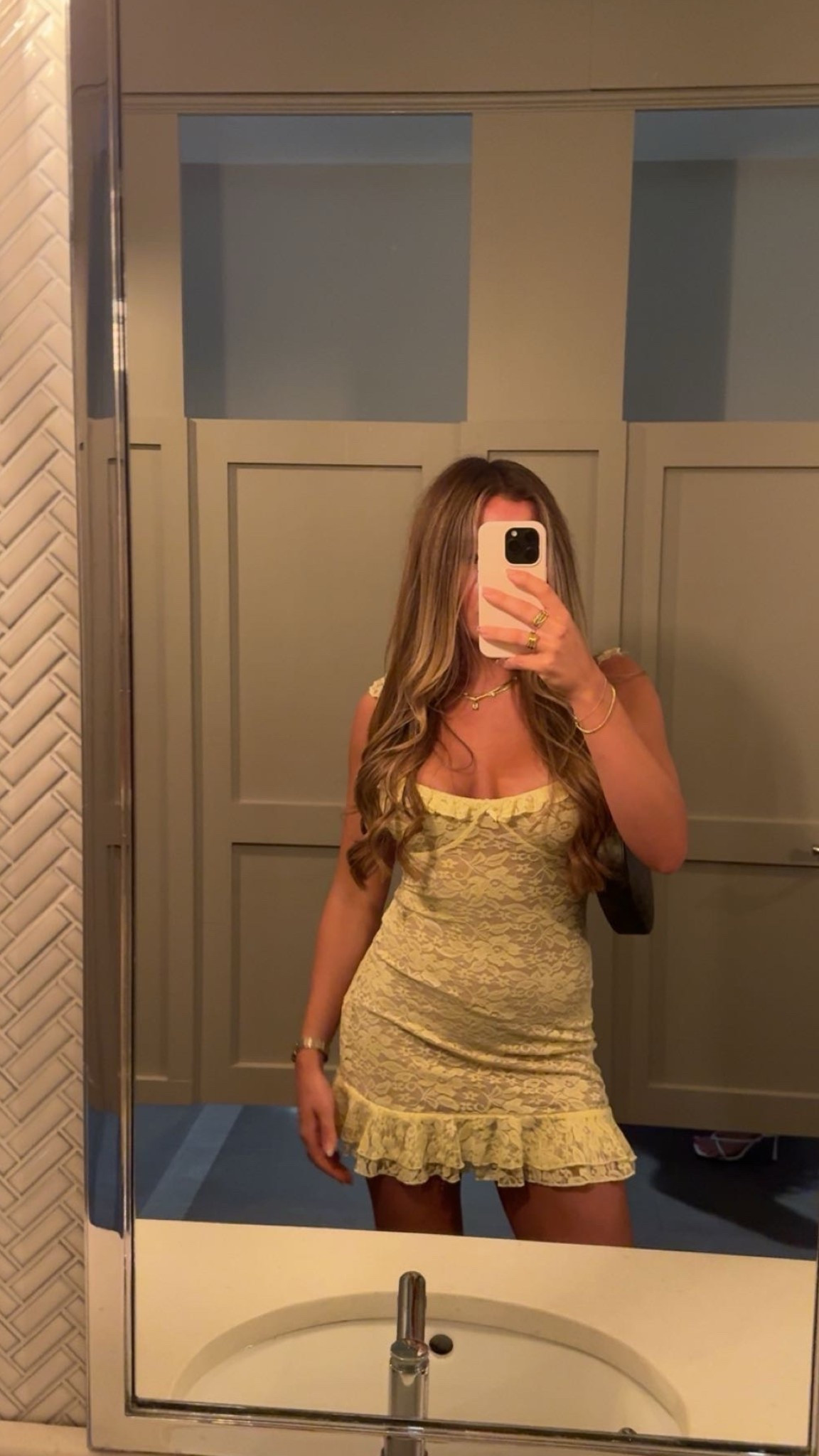 wearing size XS 🫶🏼

#LTKStyleTip #LTKTravel #LTKWedding