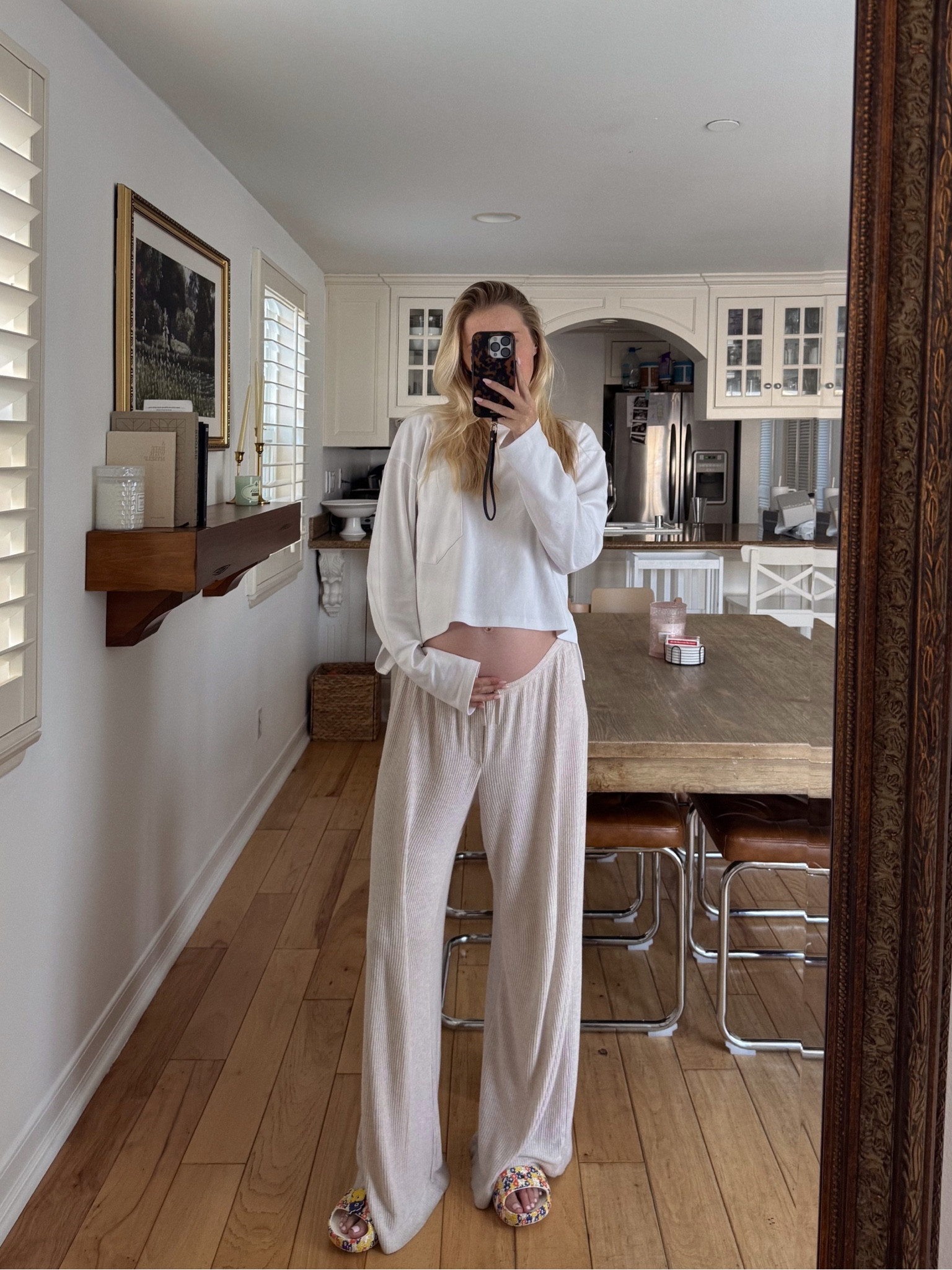 Cozy maternity outfit 

#LTKStyleTip #LTKBump #LTKFindsUnder50