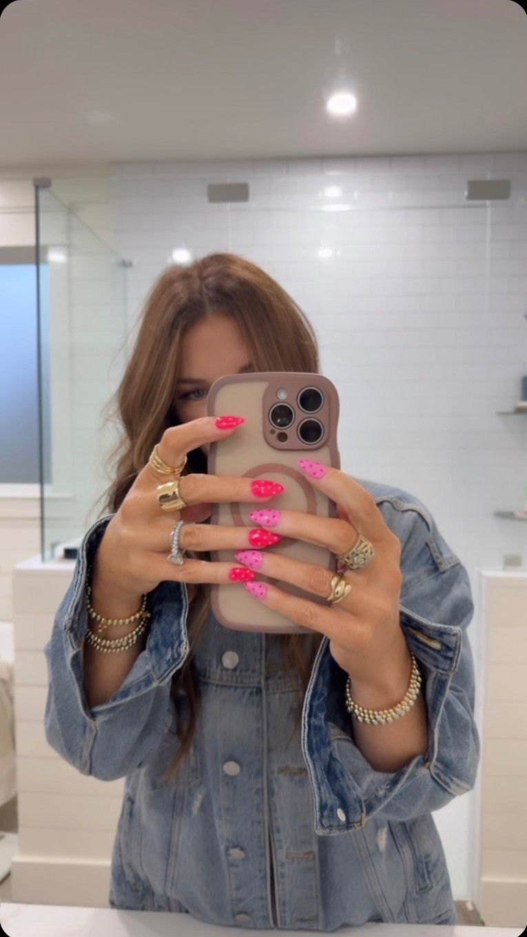 DIY nails at home made easy! 

#LTKBeauty #LTKselfcare #LTKmomlife