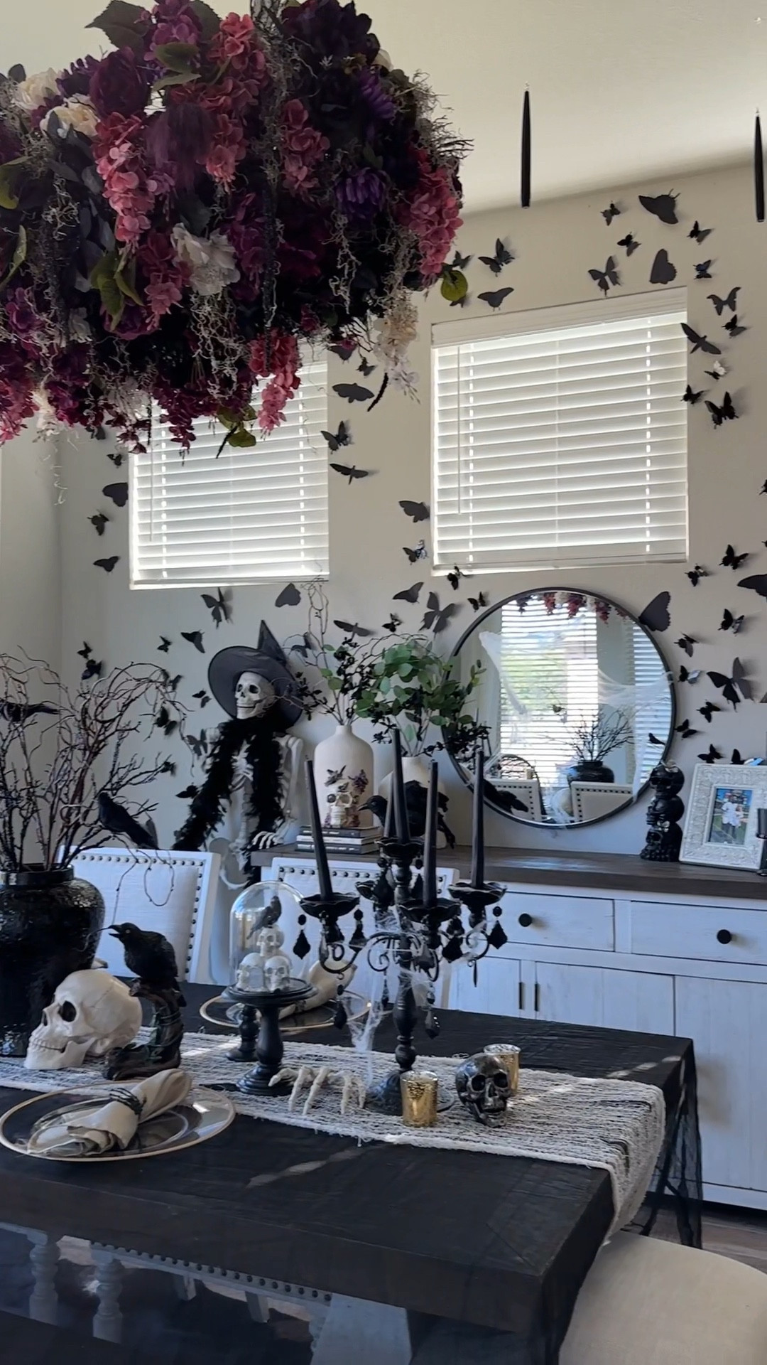 Halloween dinning room, Halloween decor, sophisticated Halloween decor, Halloween dinner party, Halloween florals, Halloween butterflies 

#LTKHalloween #LTKfindsunder50 #LTKHoliday