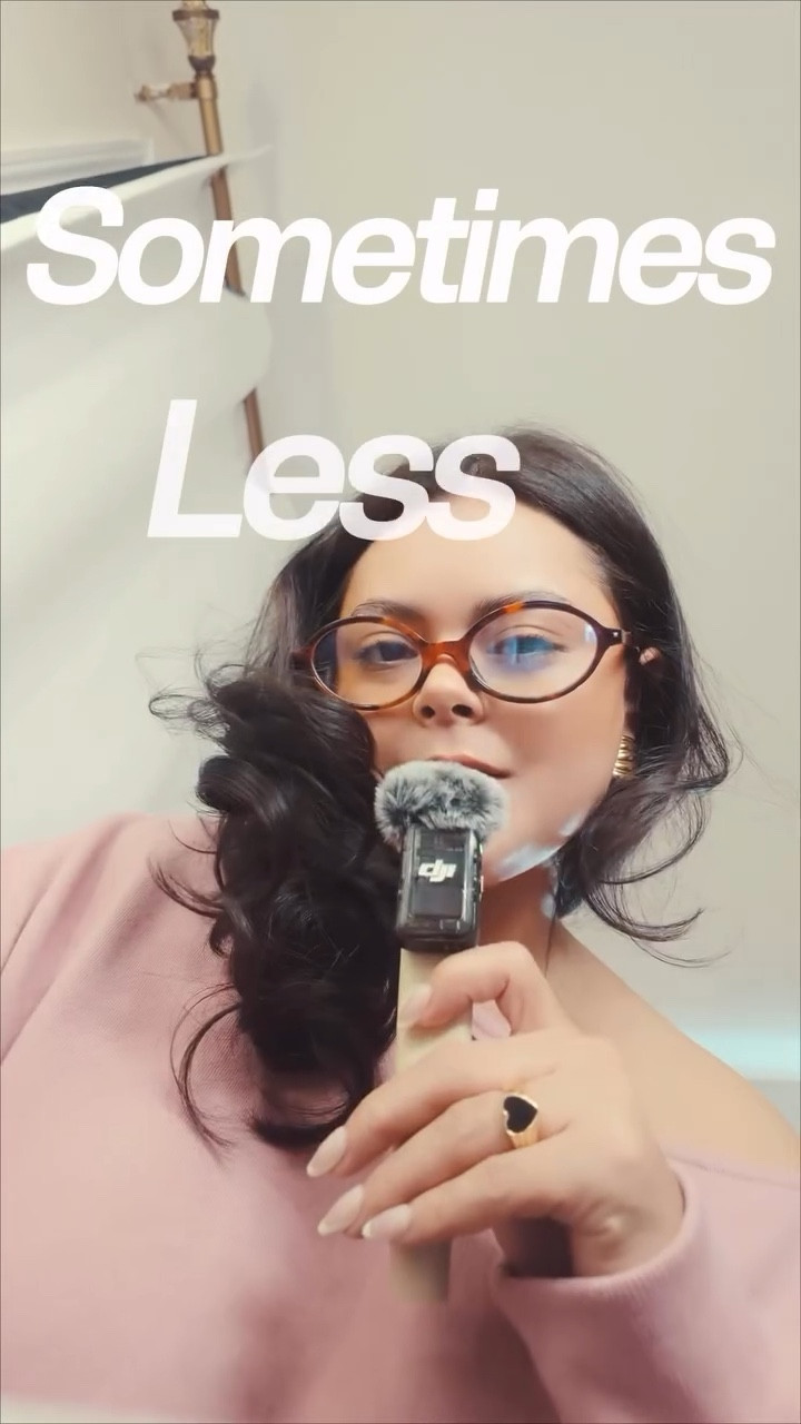 A simple dewy skincare routine 💕
@summerfridays 

Pink Dew Cleanser, Cloud Dew Moisturizer & Pink Sugar Lip Butter Balm🧁

#summerfridays #summerfridayslipbutterbalm #summerfridaysclouddew #skincare