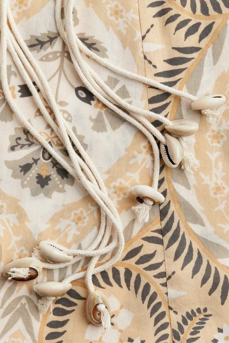 Dress with Macramé Belt - V-neck - Long sleeve - Beige/patterned - Ladies | H&M US | H&M (US + CA)