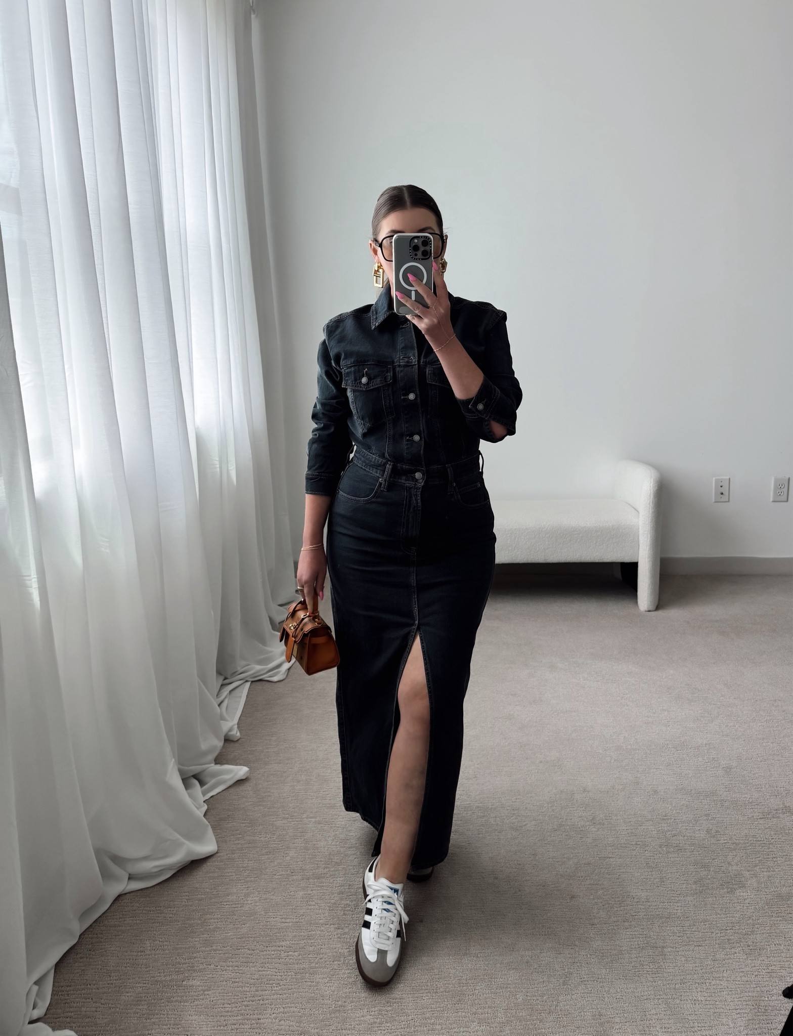 Denim maxi dress is from TARGET!! they are talking doingggg IT rn!

Love love this, wearing my true size 8
Very stretchy



#LTKFindsUnder50 #LTKSeasonal #LTKStyleTip