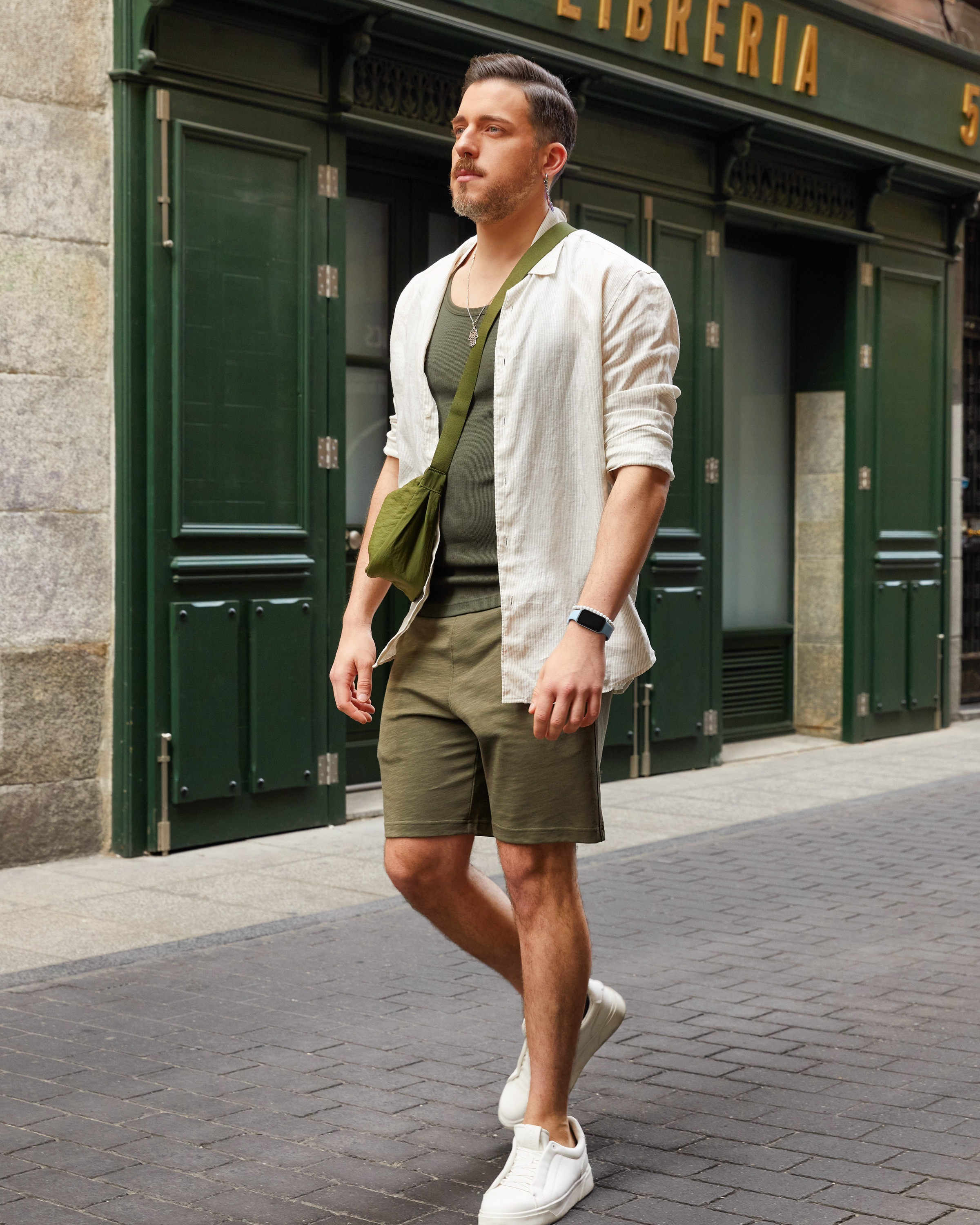 Round Mini Shoulder Bag | UNIQLO (UK)