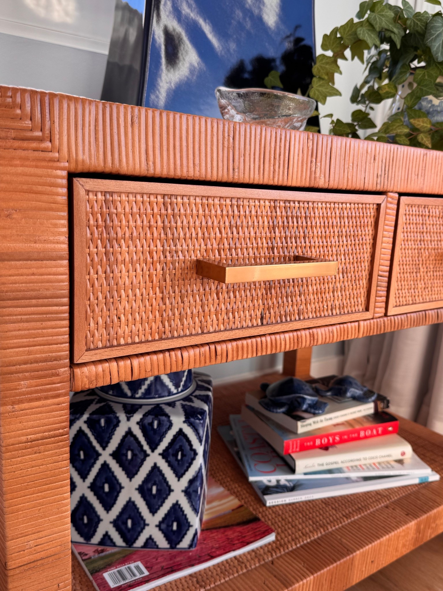 Details in styling a nightstand shelf. The Square Chinoiserie Jar perfectly holds tissues ( remove the cardboard from a cube box and fits inside)

#LTKHome #LTKStyleTip
