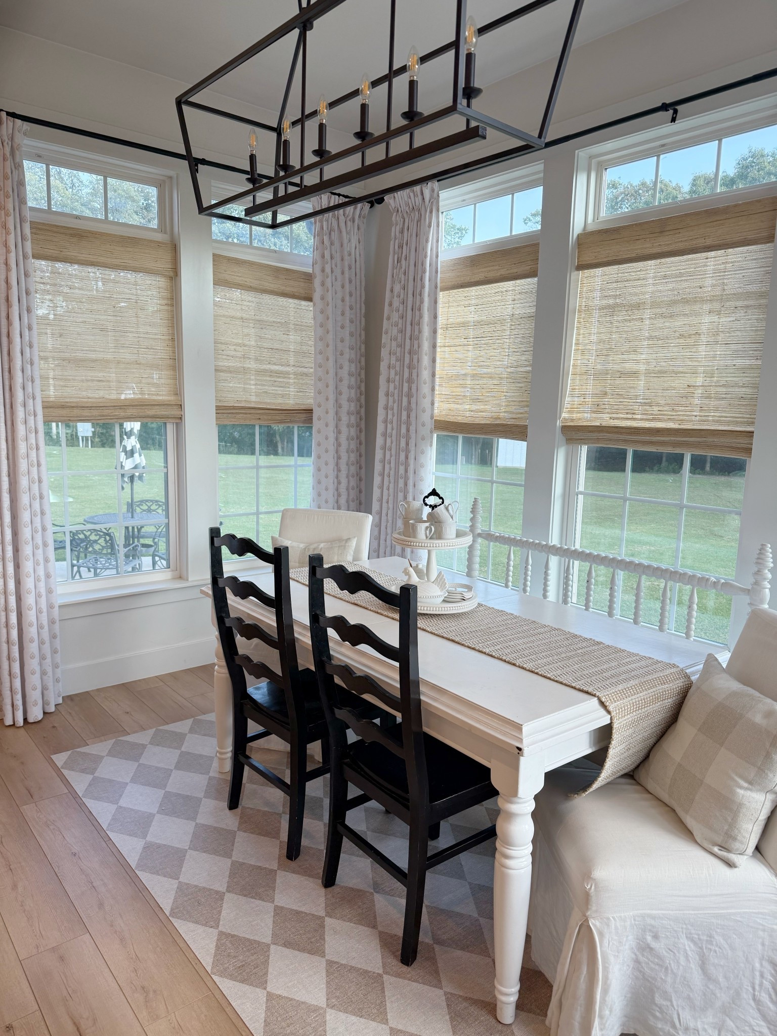 Two Pages Curtains & Bamboo Shades
#twopagescurtains
#windowtreatments

#LTKHome