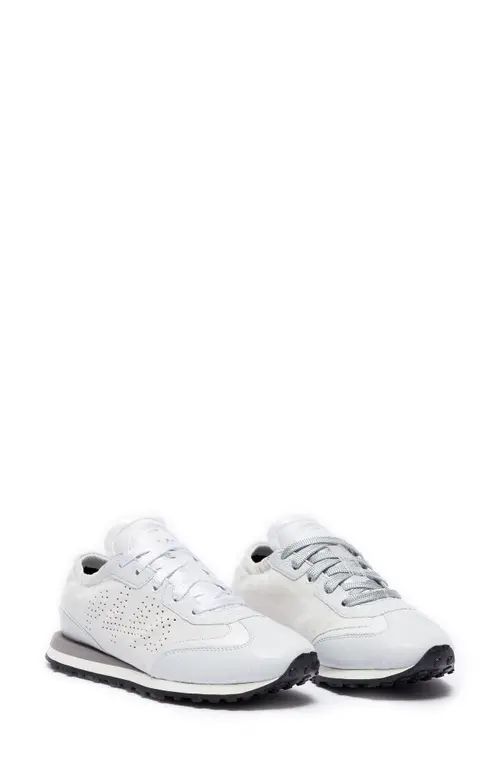 P448 Audry Sneaker in White at Nordstrom, Size 7Us | Nordstrom