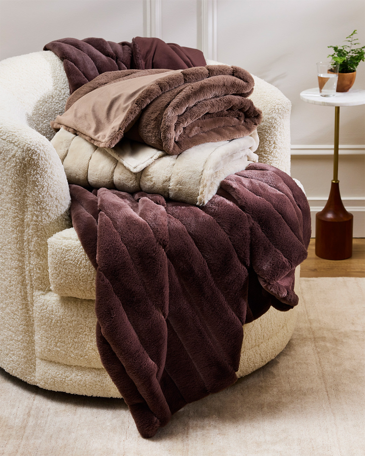 Macy's  Sale Find

Super-plush faux fur throw  

 #LTKSeasonal #LTKHome #LTKSaleAlert