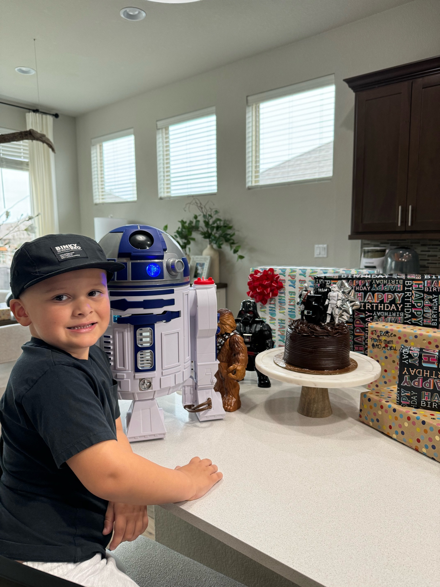 Linking everything I used to create Reese’s Star Wars birthday backdrop!

Amazon birthday, DIY birthday, DIY balloon arch, Star Wars birthday, boys birthday party, 5th birthday ideas 

#LTKFamily #LTKParties #LTKKids