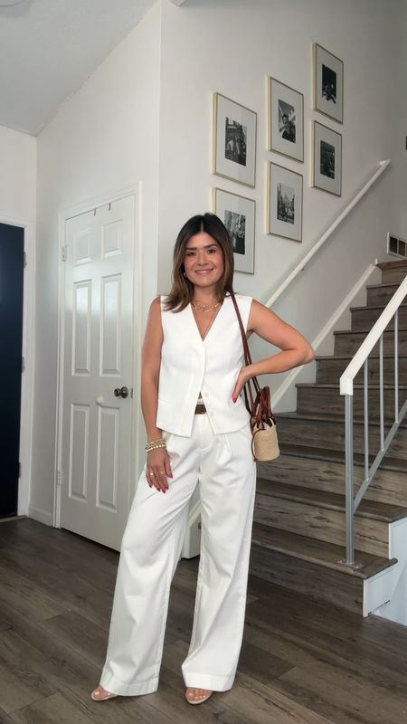 These white denim trousers are so flattering! The material is oil resistant too. Love how it looks paired with this blazer! Use code “CAR10” to get 10% off!
Blazer size xs
Pants size 25
Goelia, white outfit, total white outfit, white pants, white jeans, white denim look, spring look, spring outfit

#LTKStyleTip #LTKFindsUnder100 #LTKFindsUnder50