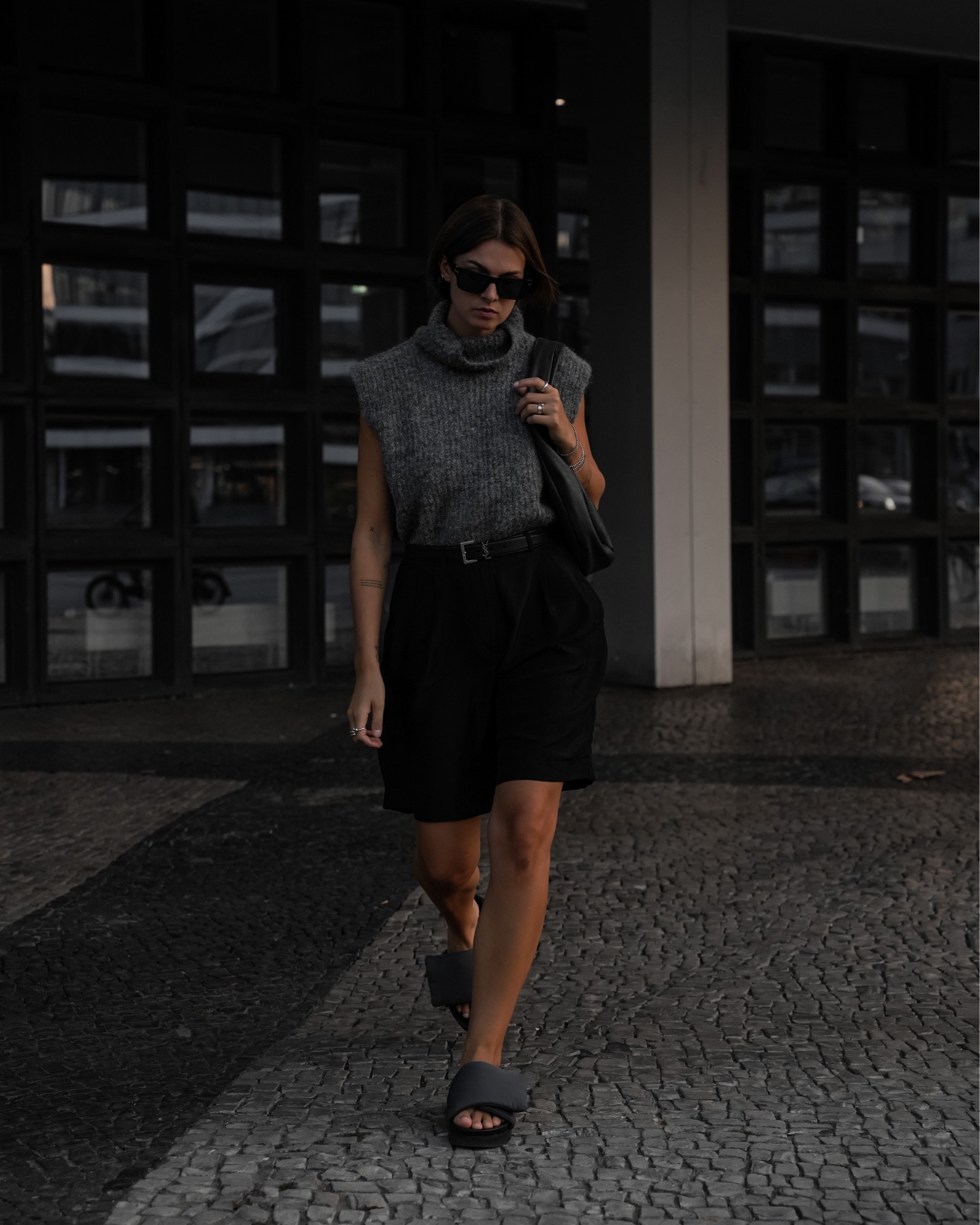 Grey knit vests all year round. 

#LTKitbag #LTKeurope #LTKCyberSaleDE