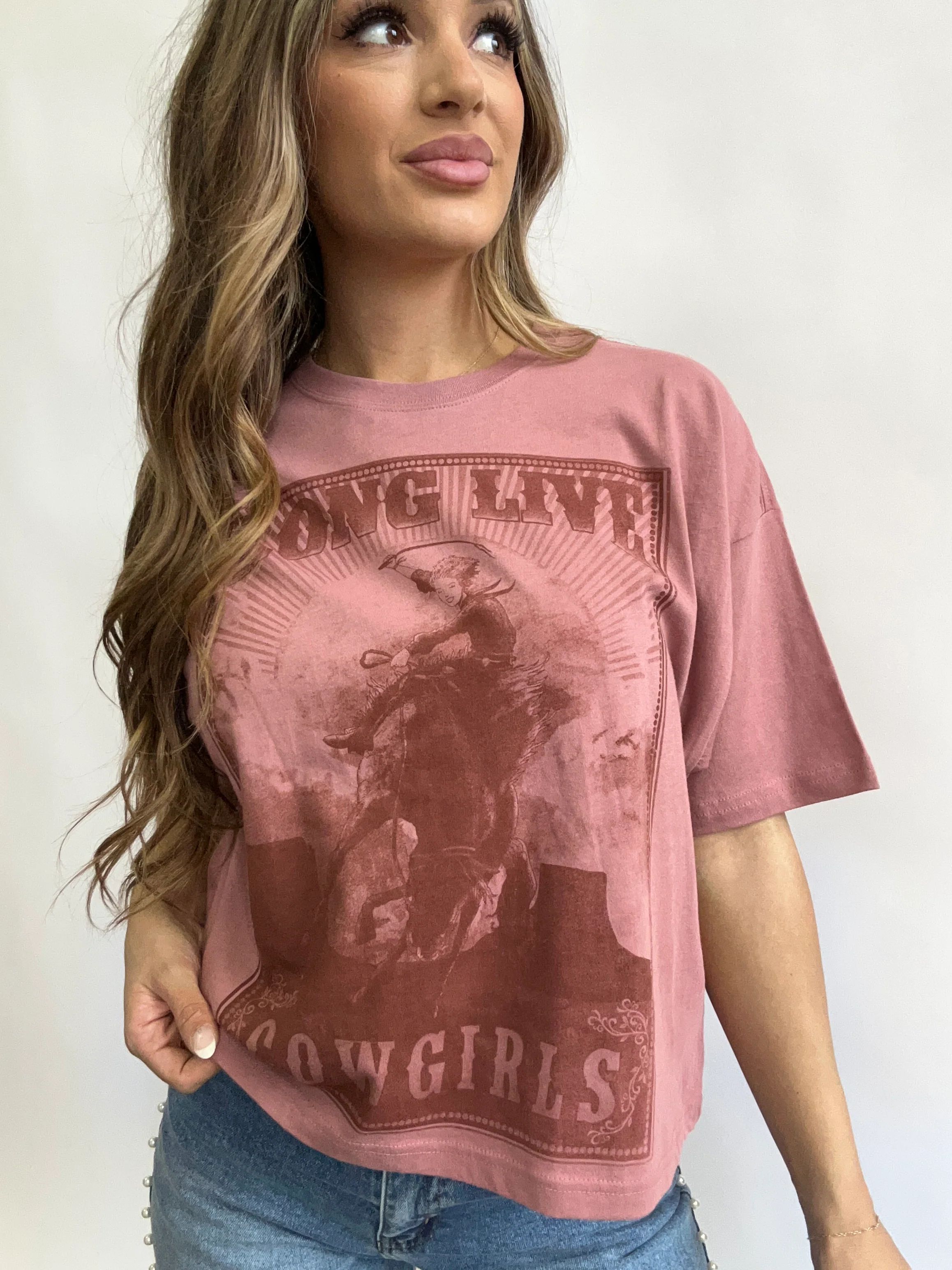 Long Live Cowgirls Graphic Crop Tee | Willow Boutique