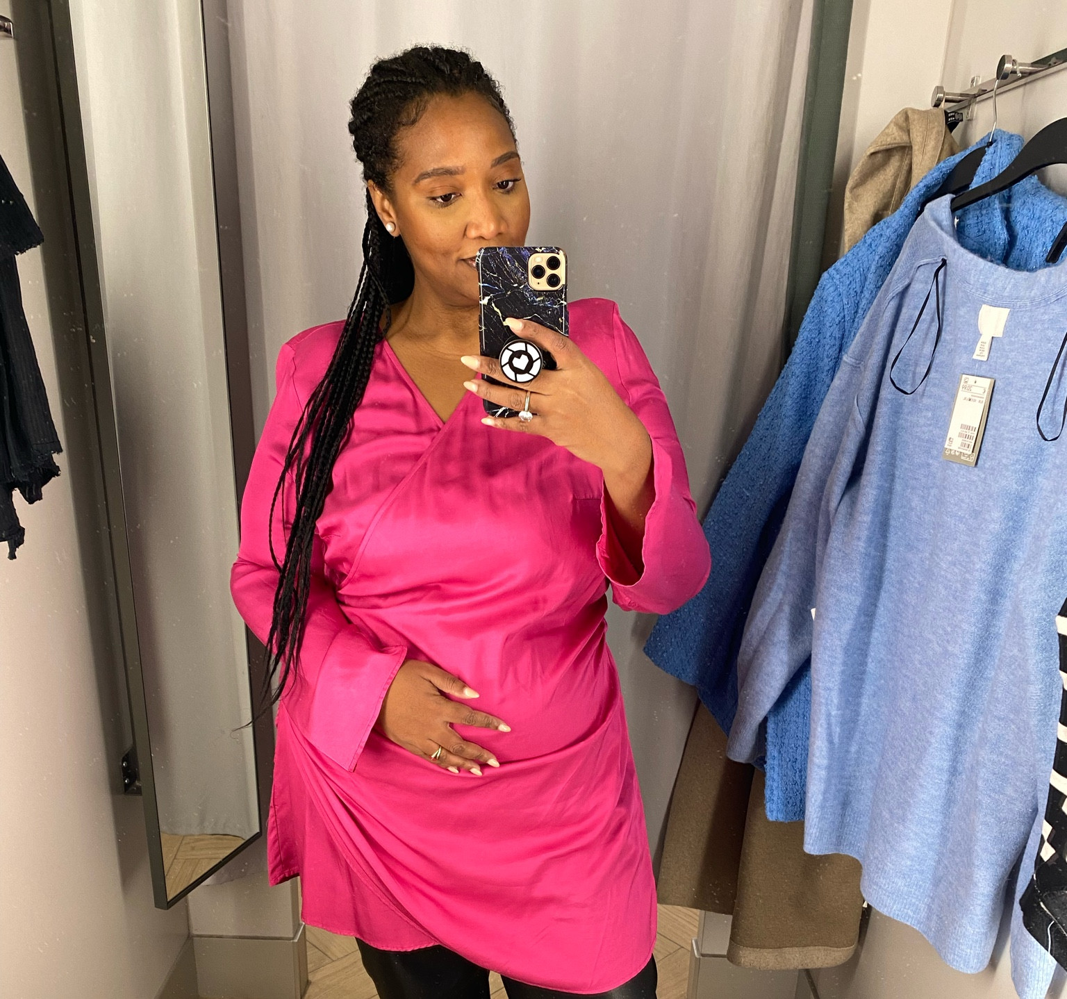 Cute pink holiday dress 

#LTKcurves #LTKeurope #LTKHoliday
