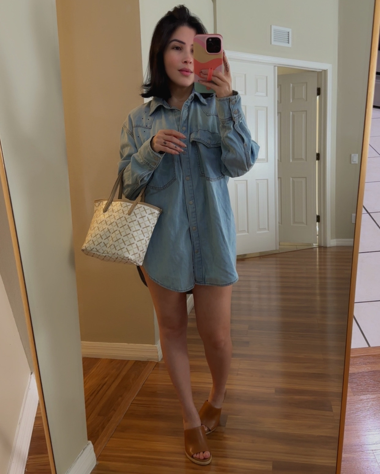 Camisa XS
Sandalias size 5

#LTKootd #LTKSeasonal #LTKPetite