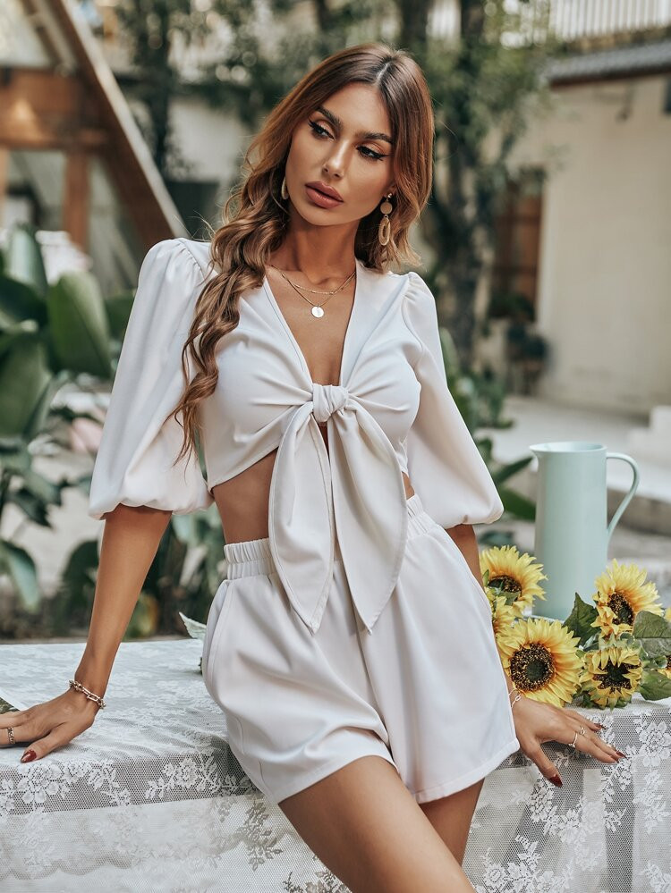 Knot Front Lantern Sleeve Crop Top & Shorts
       
              
              $19.49        
 ... | SHEIN