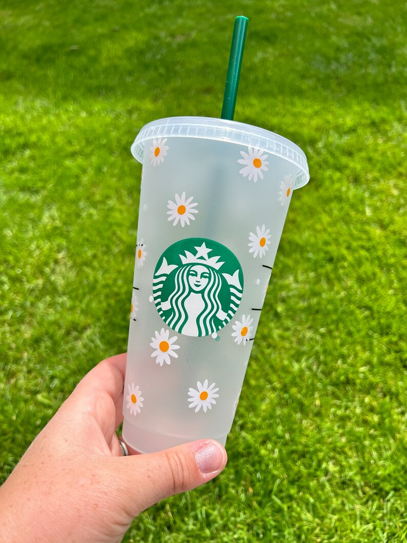 The Starbucks Daisy | Daisy Starbucks Cold Cup | Tumbler | Cold Cup & Straw | Reusable travel cup... | Etsy (US)