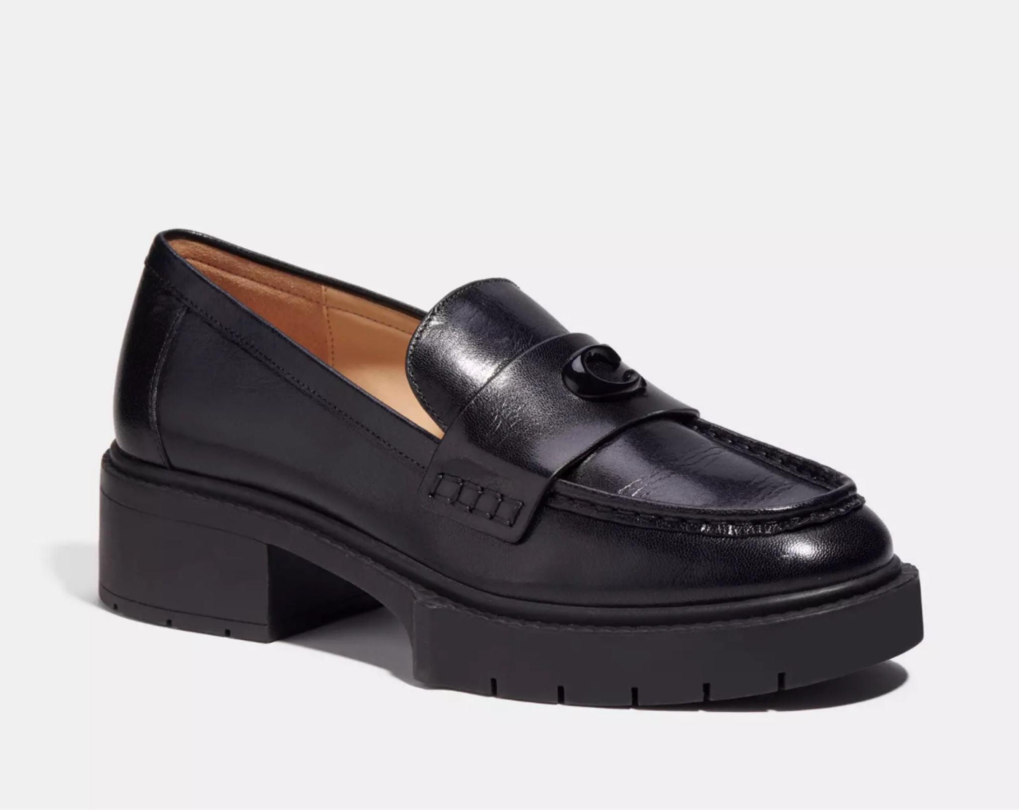 Lug sole loafers 

#LTKautumn