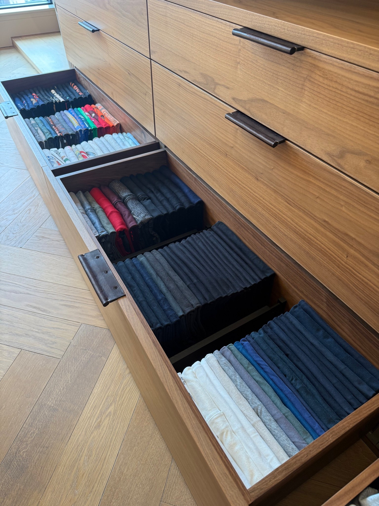 Yes it’s possible to get perfect folds even if you’re not the best “free” folder! Use one of these folding boards! To decide what’s the best size for you, measure the width of your drawer and divide that measurement by the number of rows of clothes you want. It probably won’t be exact, so it’s best to round down than up

#LTKHome